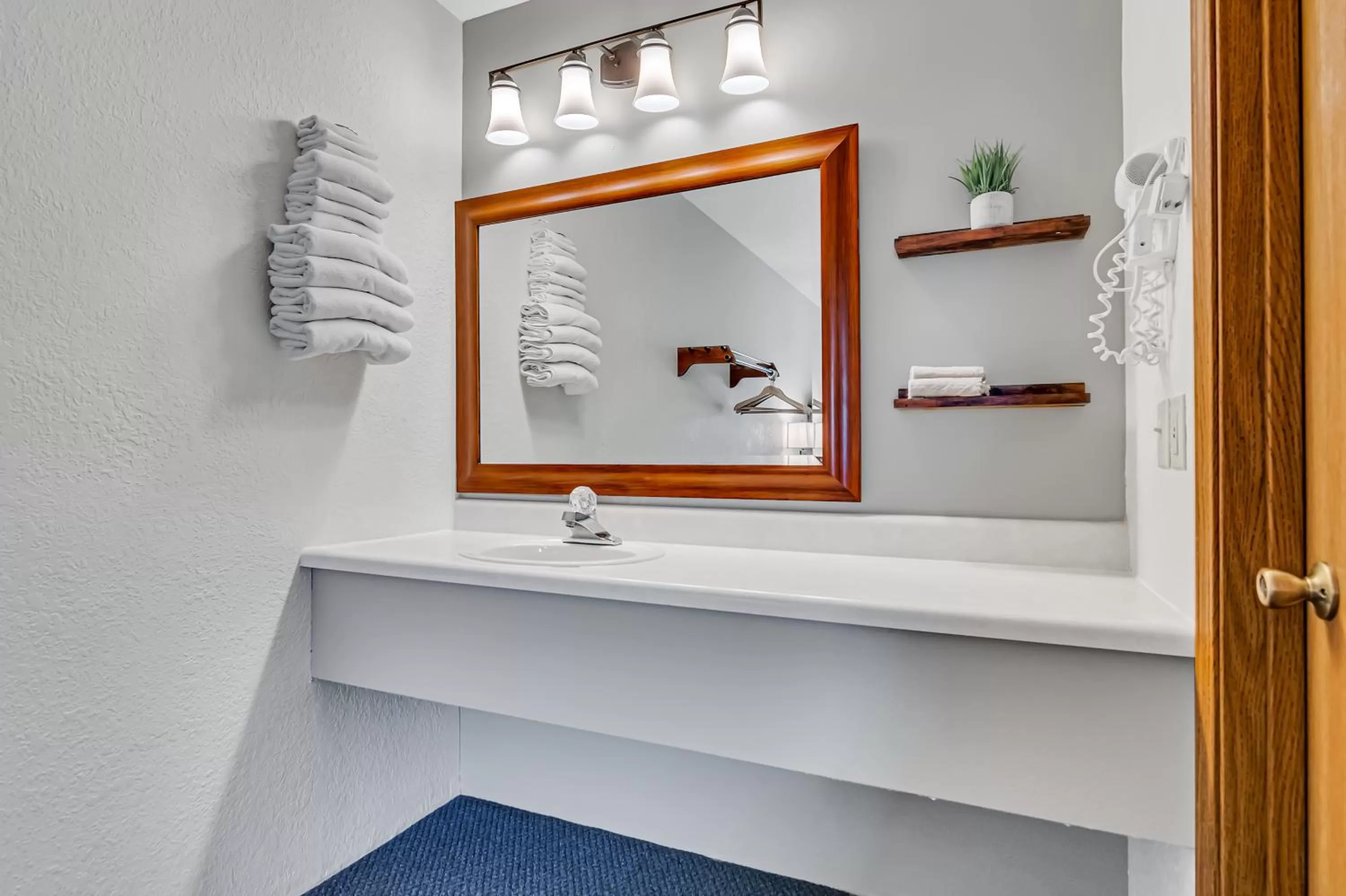 Bathroom in Autumn Creek Branson