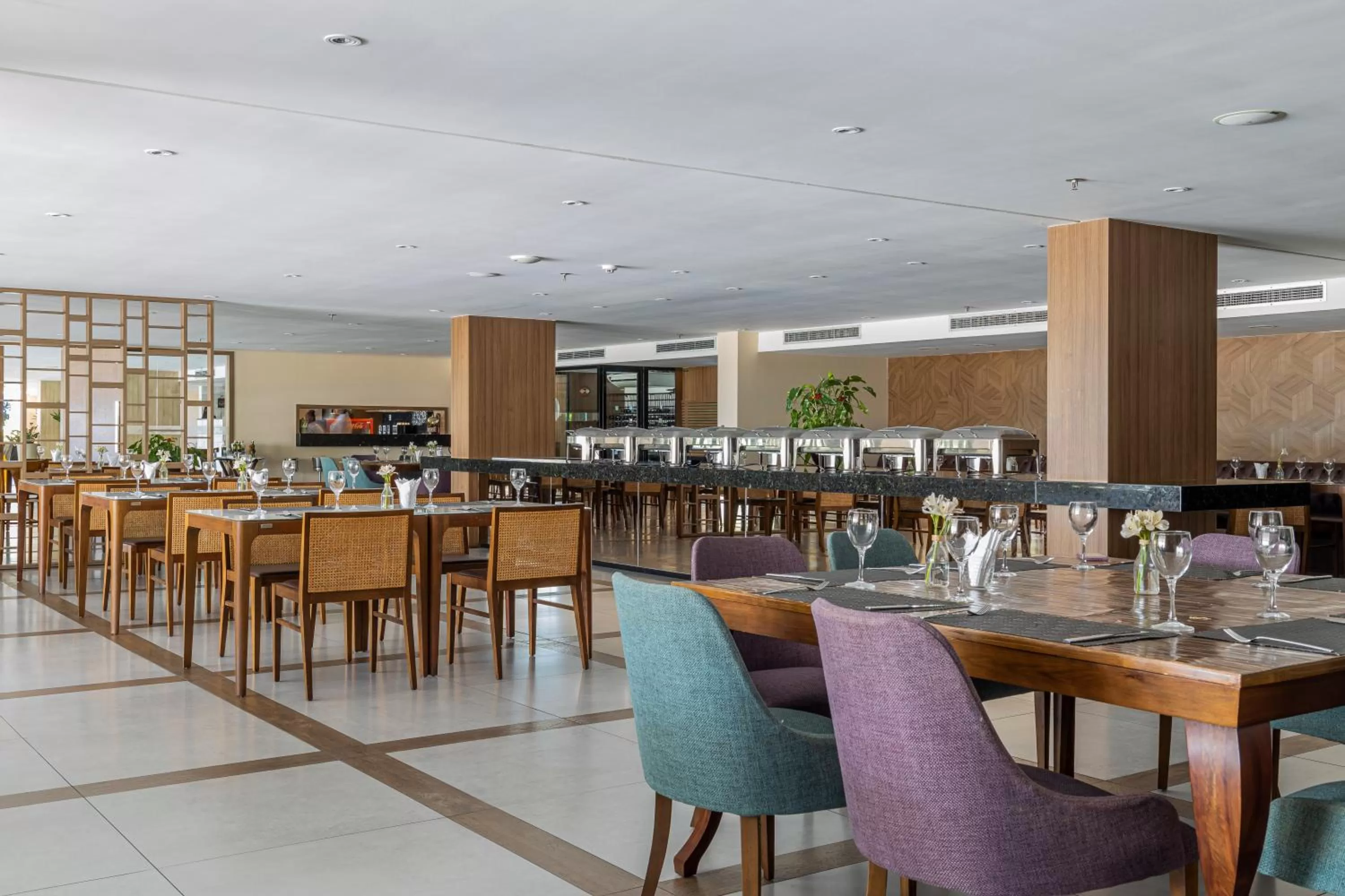Restaurant/places to eat in Gran Mareiro Hotel