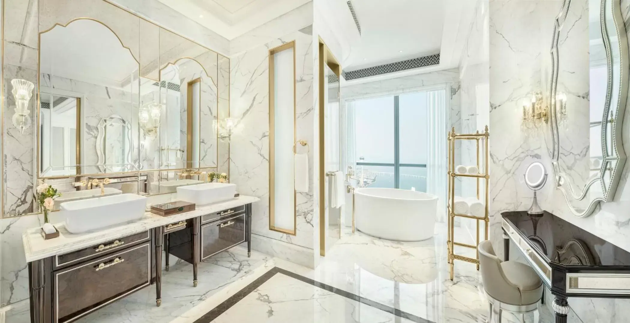 St. Regis Suite, 1 Bedroom Suite, King, Ocean view in The St. Regis Zhuhai St. Regis Suite, 1 Bedroom Suite, King, Ocean view in The St. Regis Zhuhai