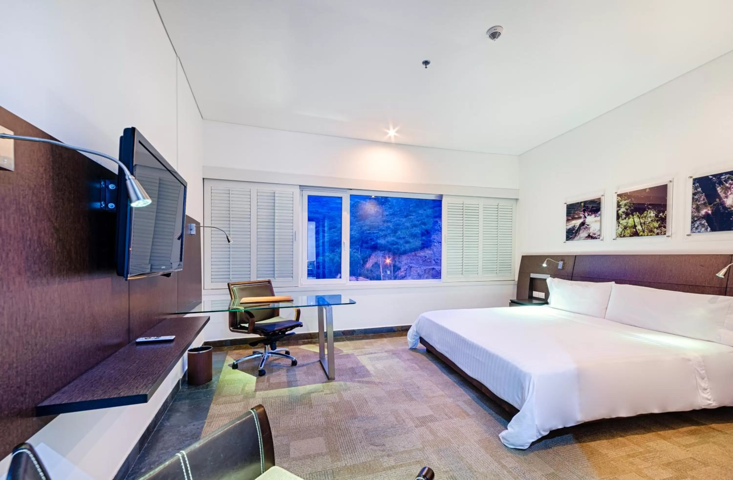 Photo of the whole room, Bed in Hotel Spiwak Chipichape Cali