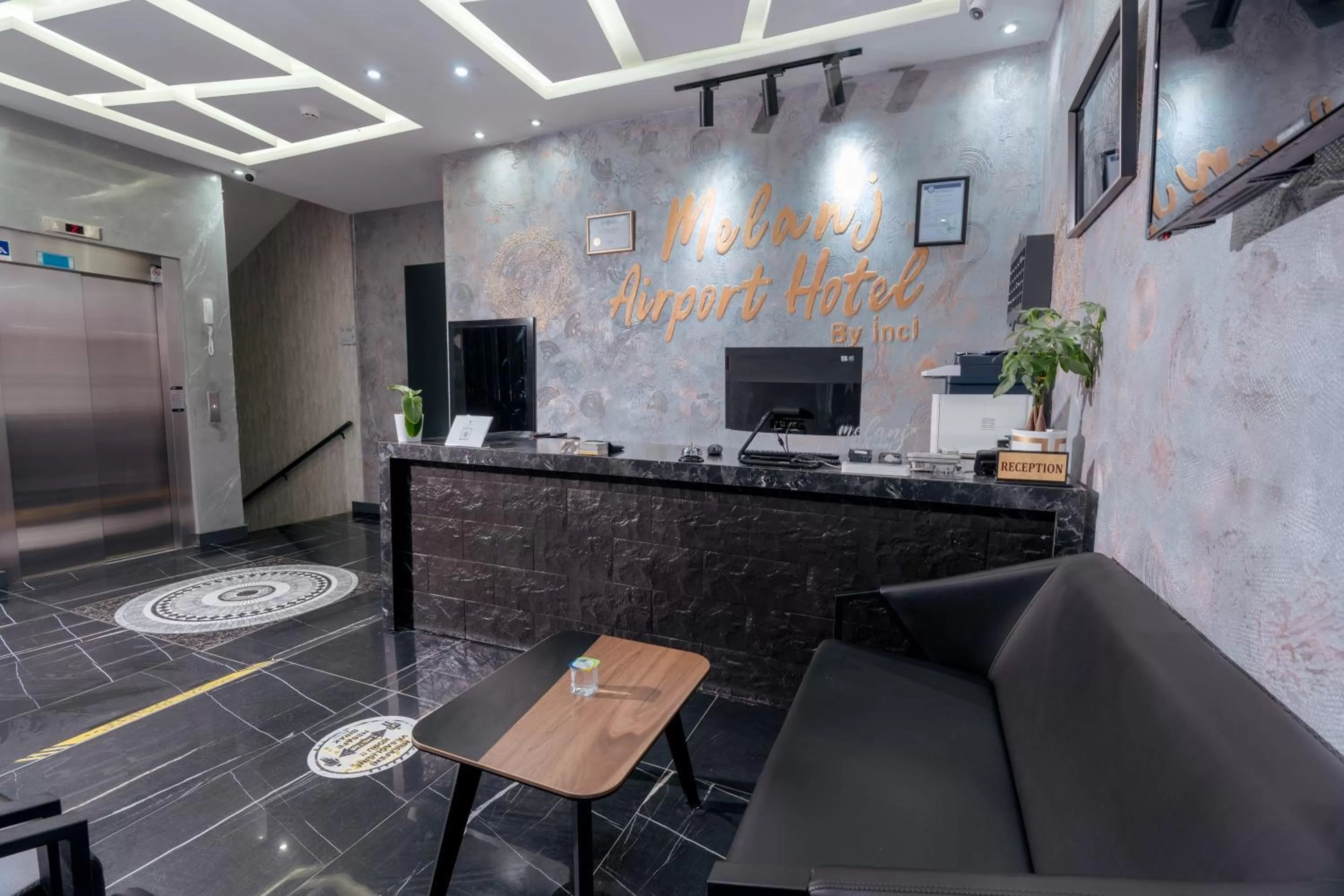 Lobby or reception in Melanj Airport Hotel