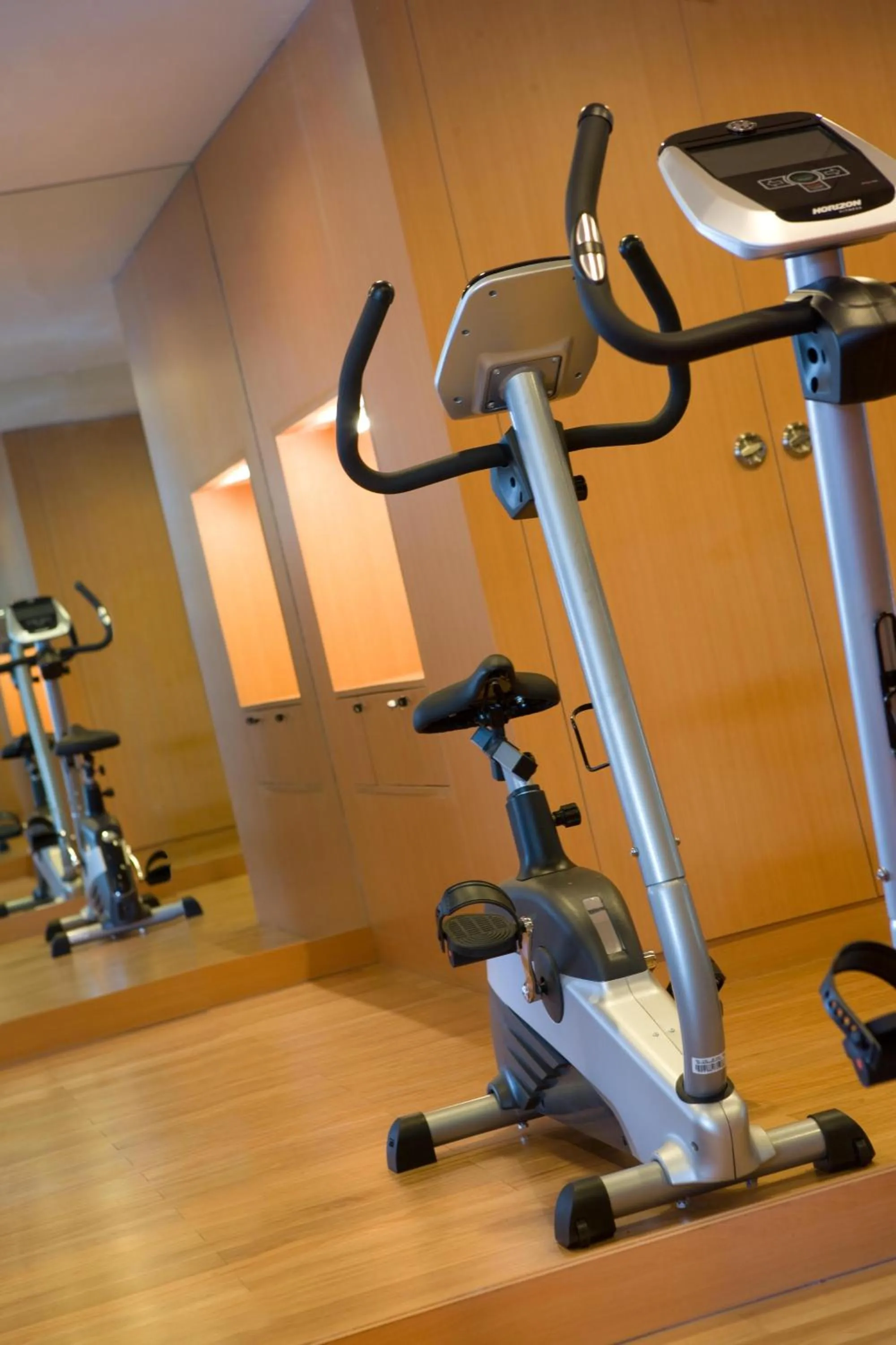 Fitness centre/facilities in Hotel Santika Bandung