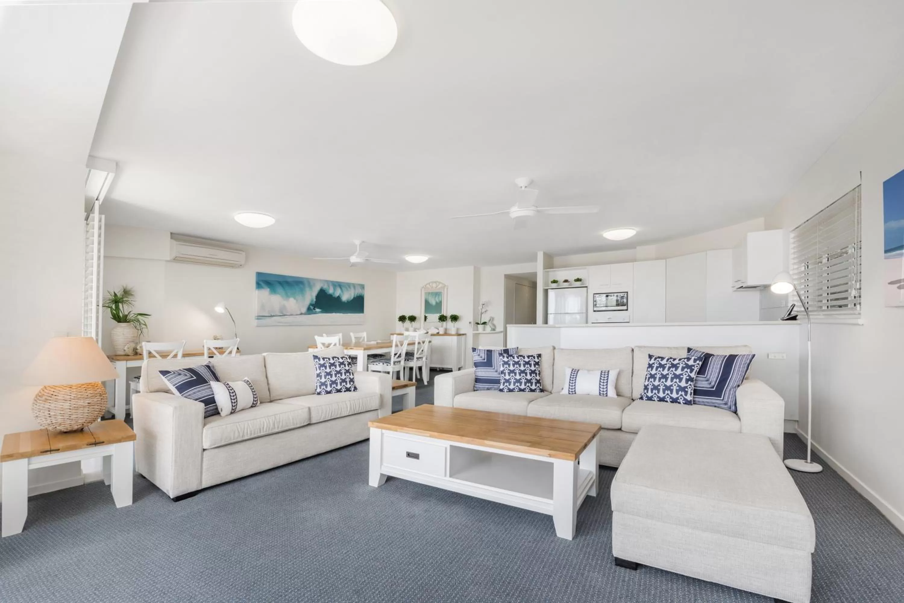 Seating area in Sunshine Vista