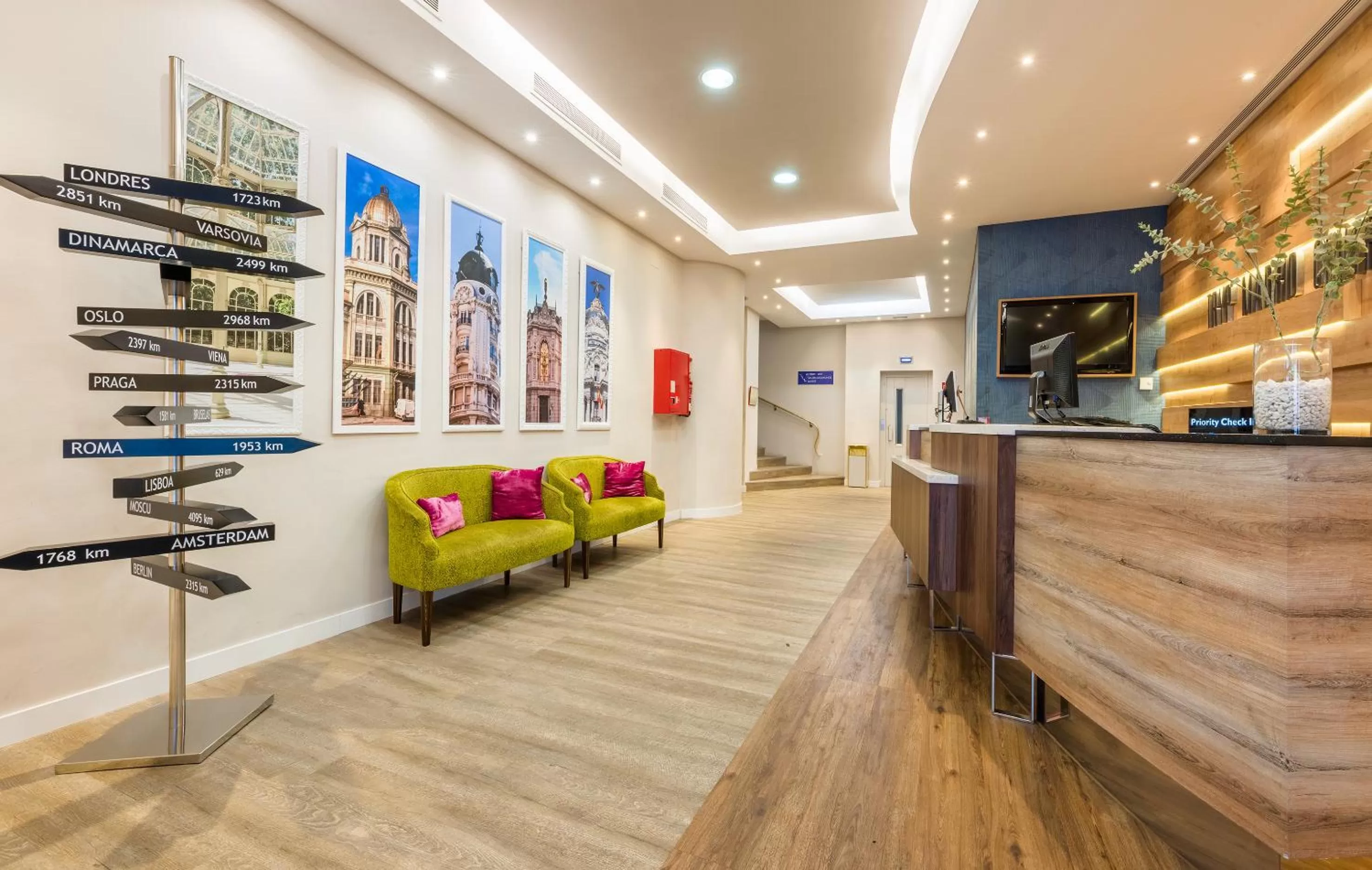 Lobby or reception in Hotel Madrid Centro, Affiliated by Meliá