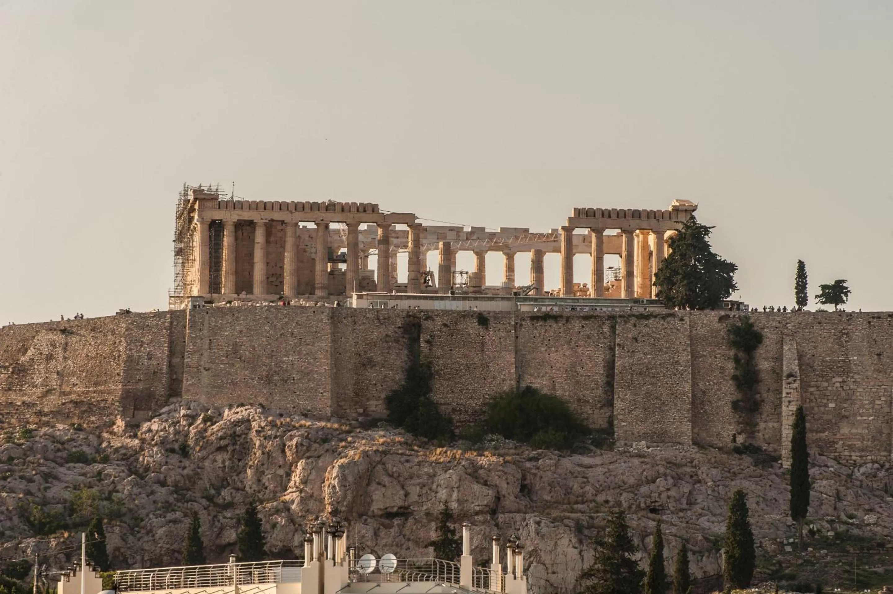 Nearby landmark in Acropolis Select