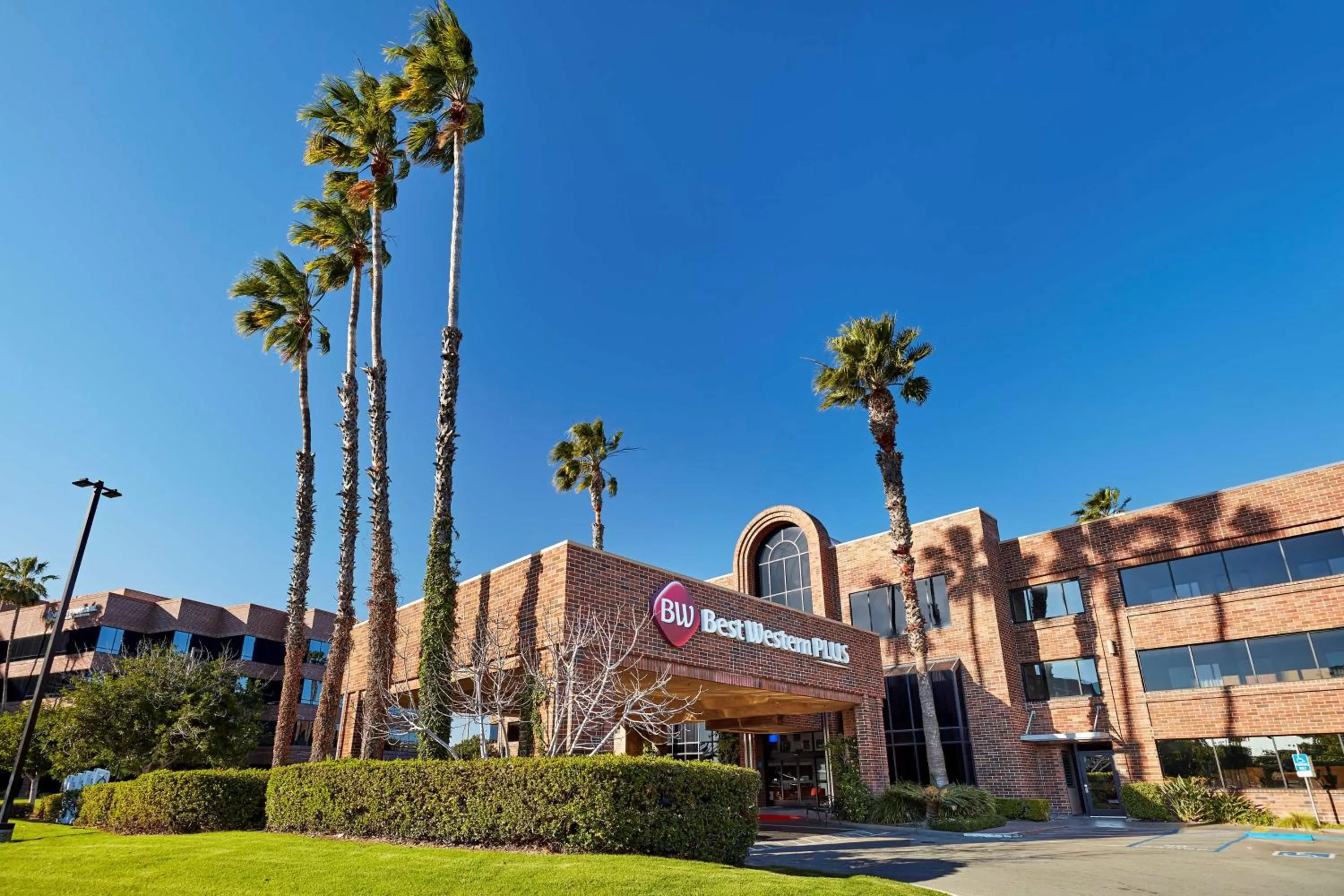 Best Western Plus Meridian Inn & Suites, Anaheim-Orange