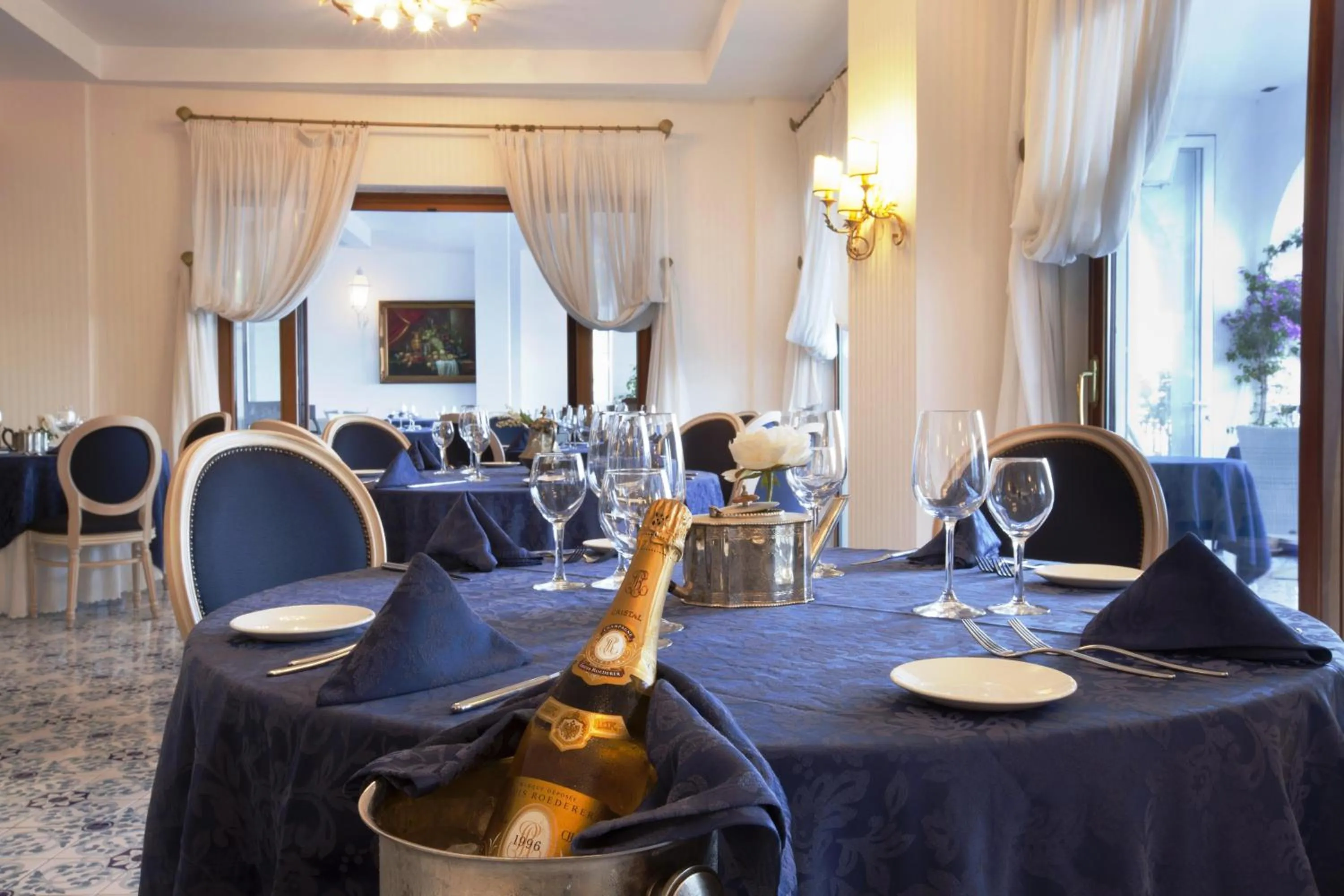 Restaurant/places to eat in Punta Campanella Resort & Spa