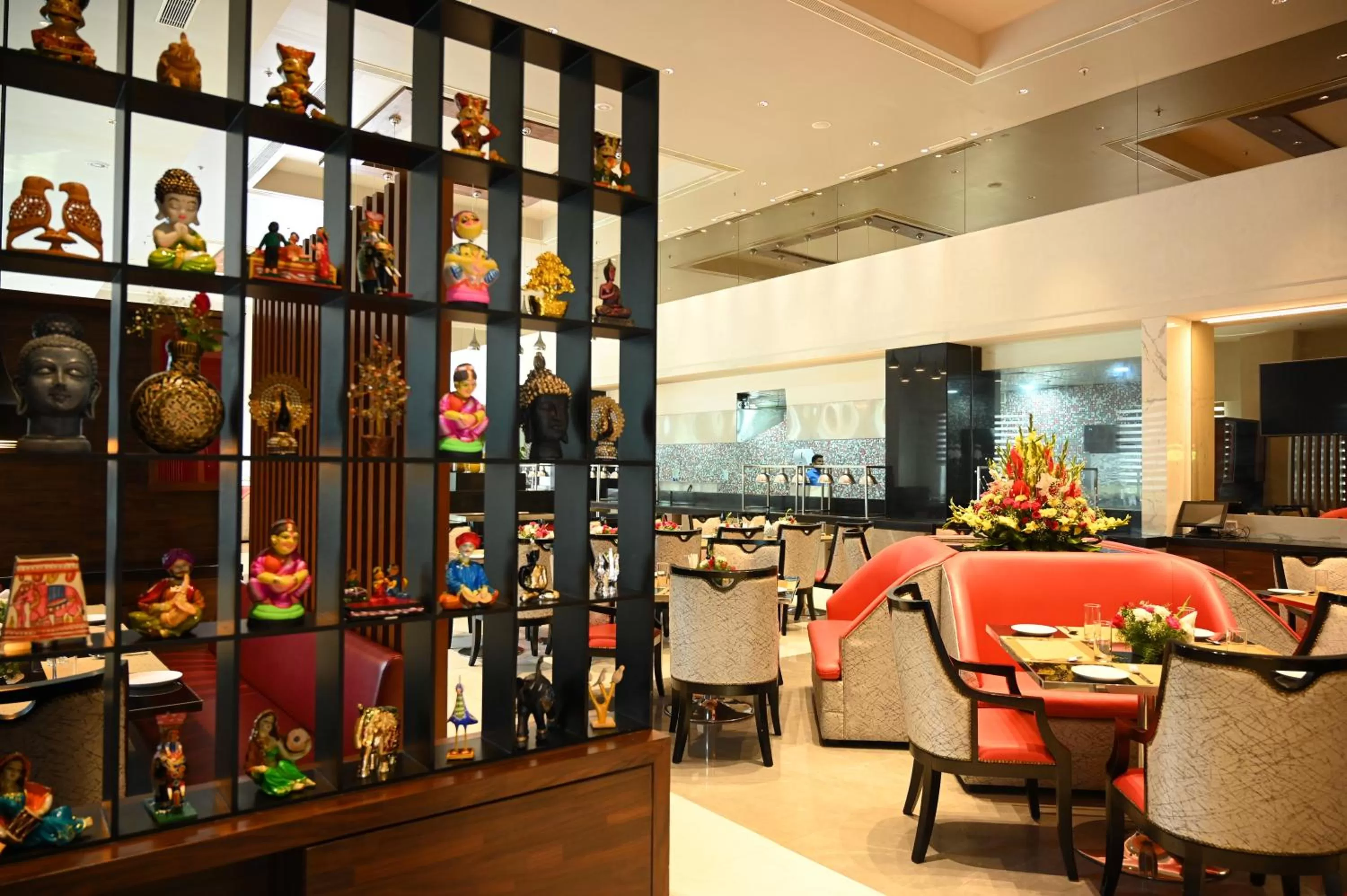 Restaurant/places to eat in Manjeera Sarovar Premiere