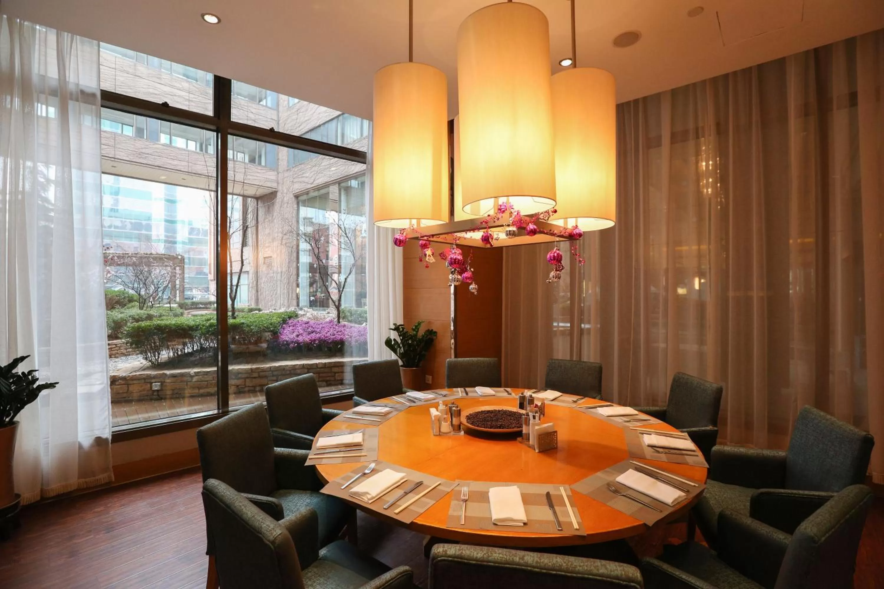 Buffet breakfast in Shangri-La Dalian