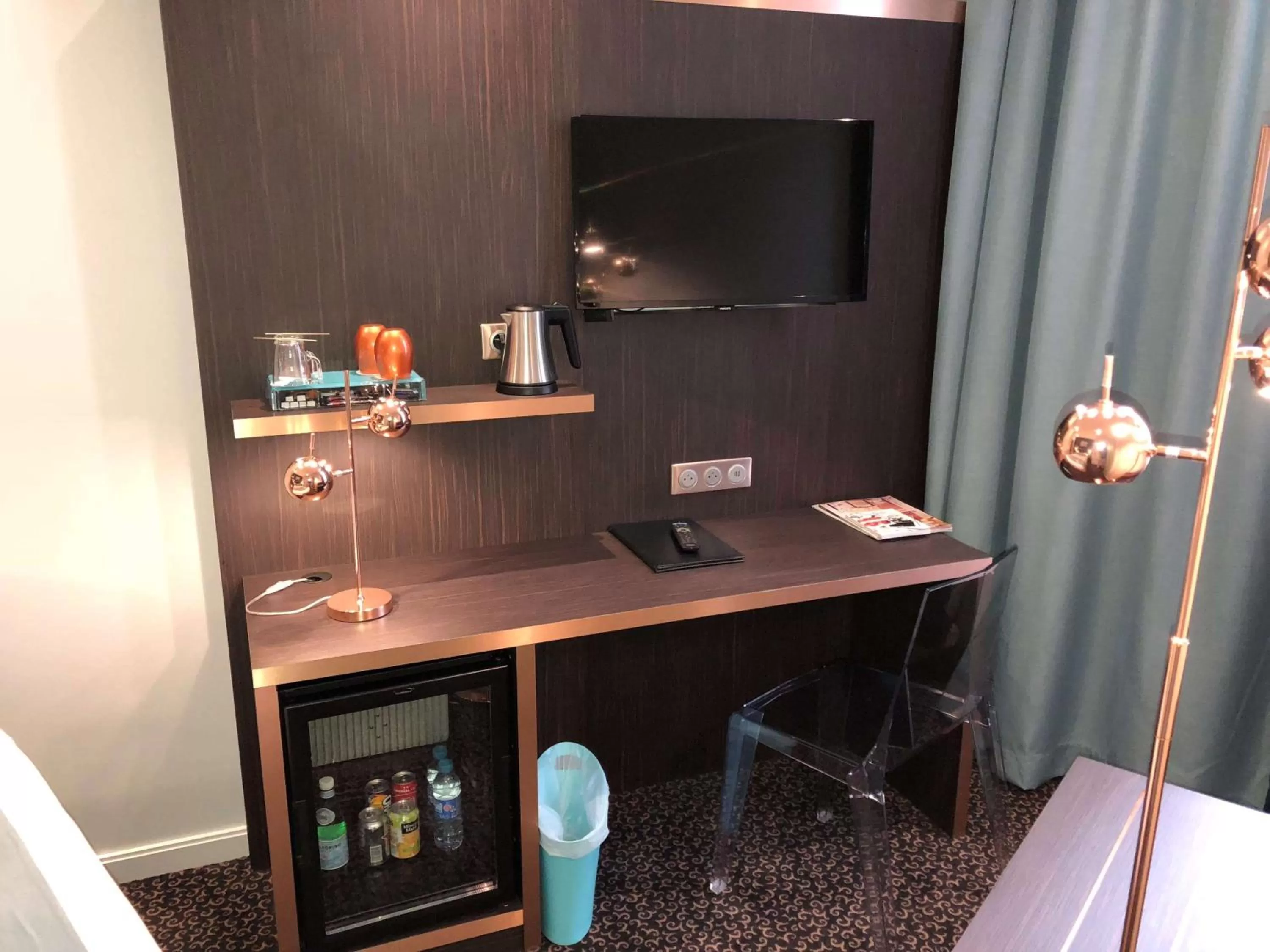 Photo of the whole room in Best Western Empire Elysees