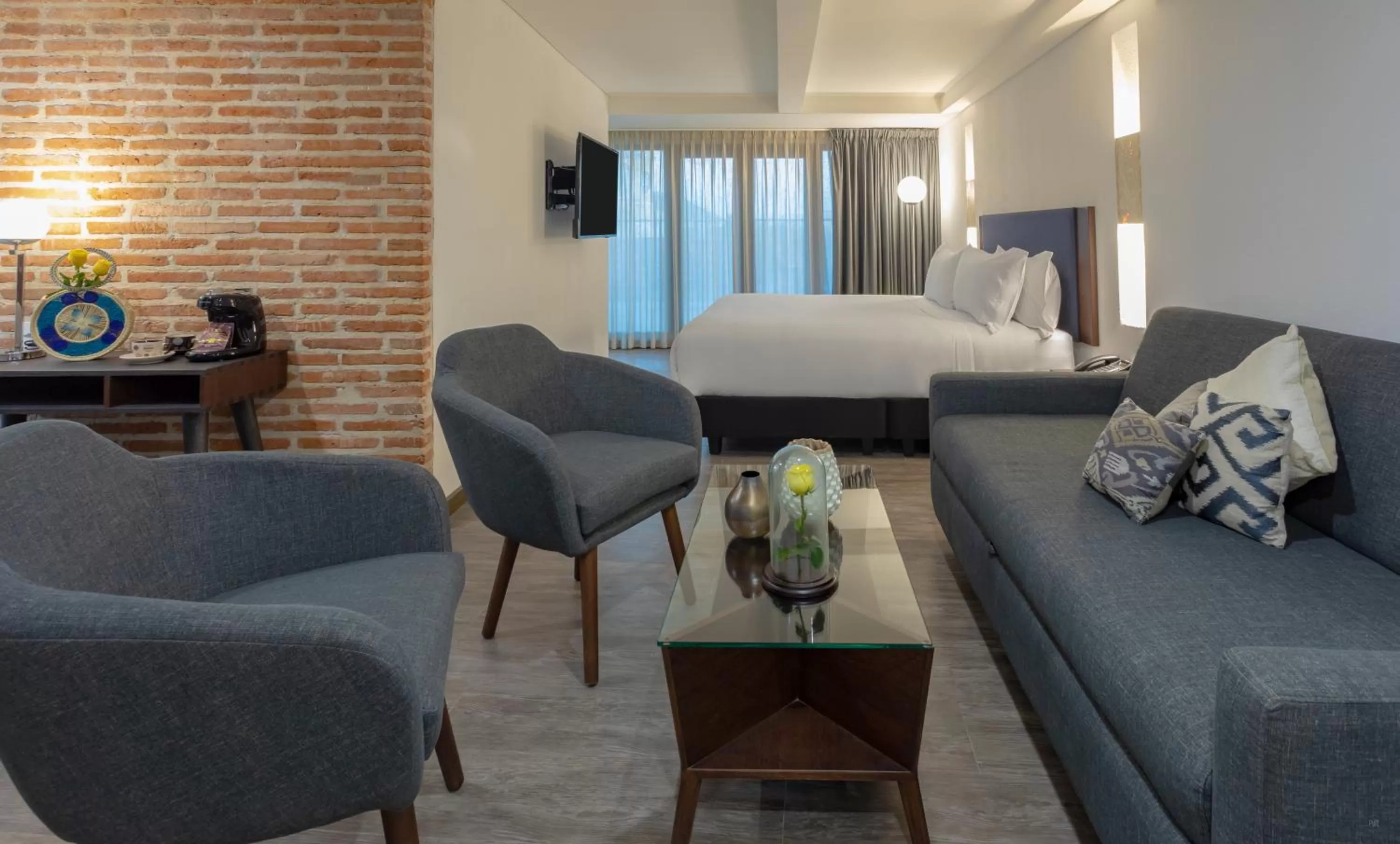 Photo of the whole room in Hotel Santa Catalina By OxoHotel