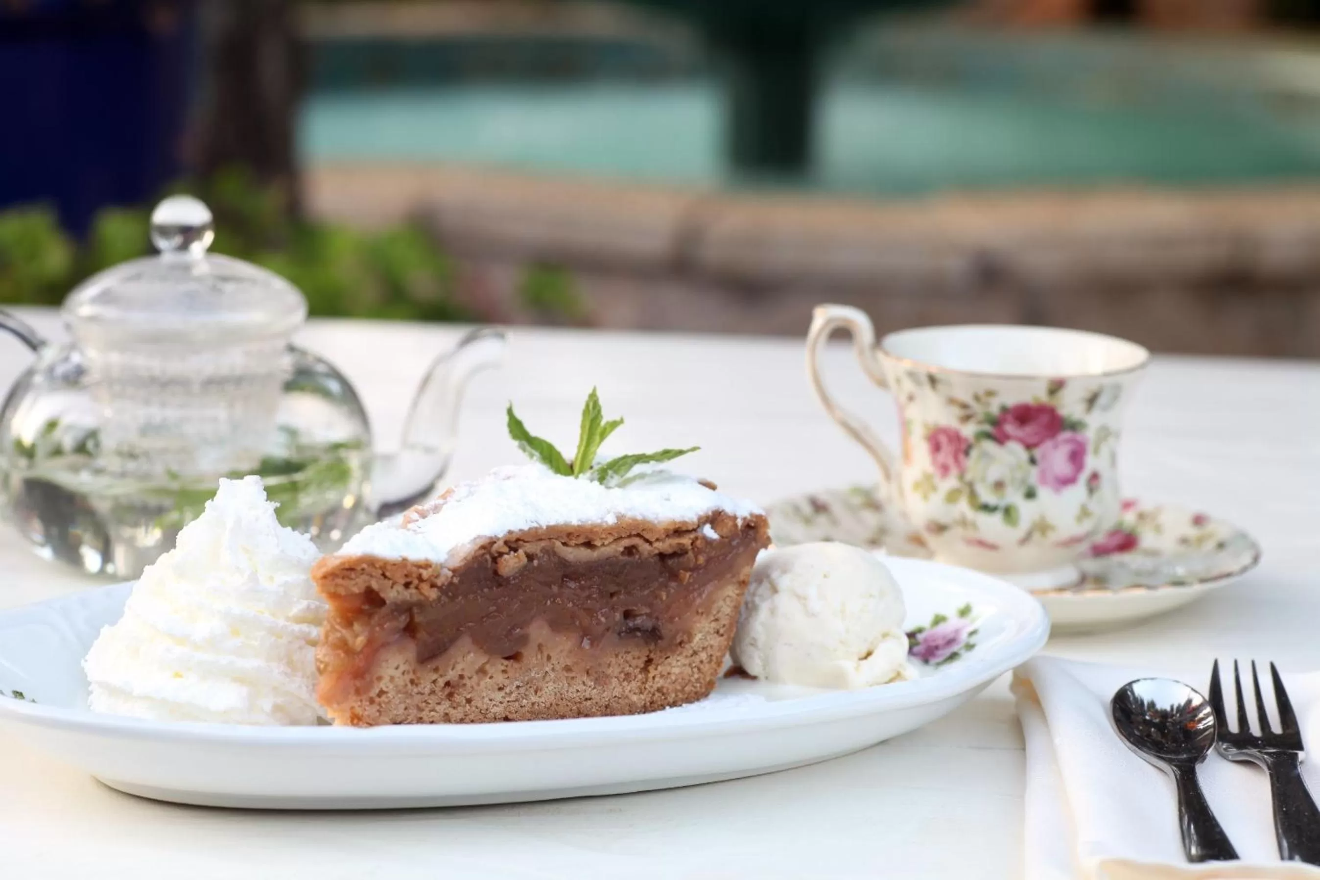 Food and drinks in Beit Shalom Historical boutique Hotel