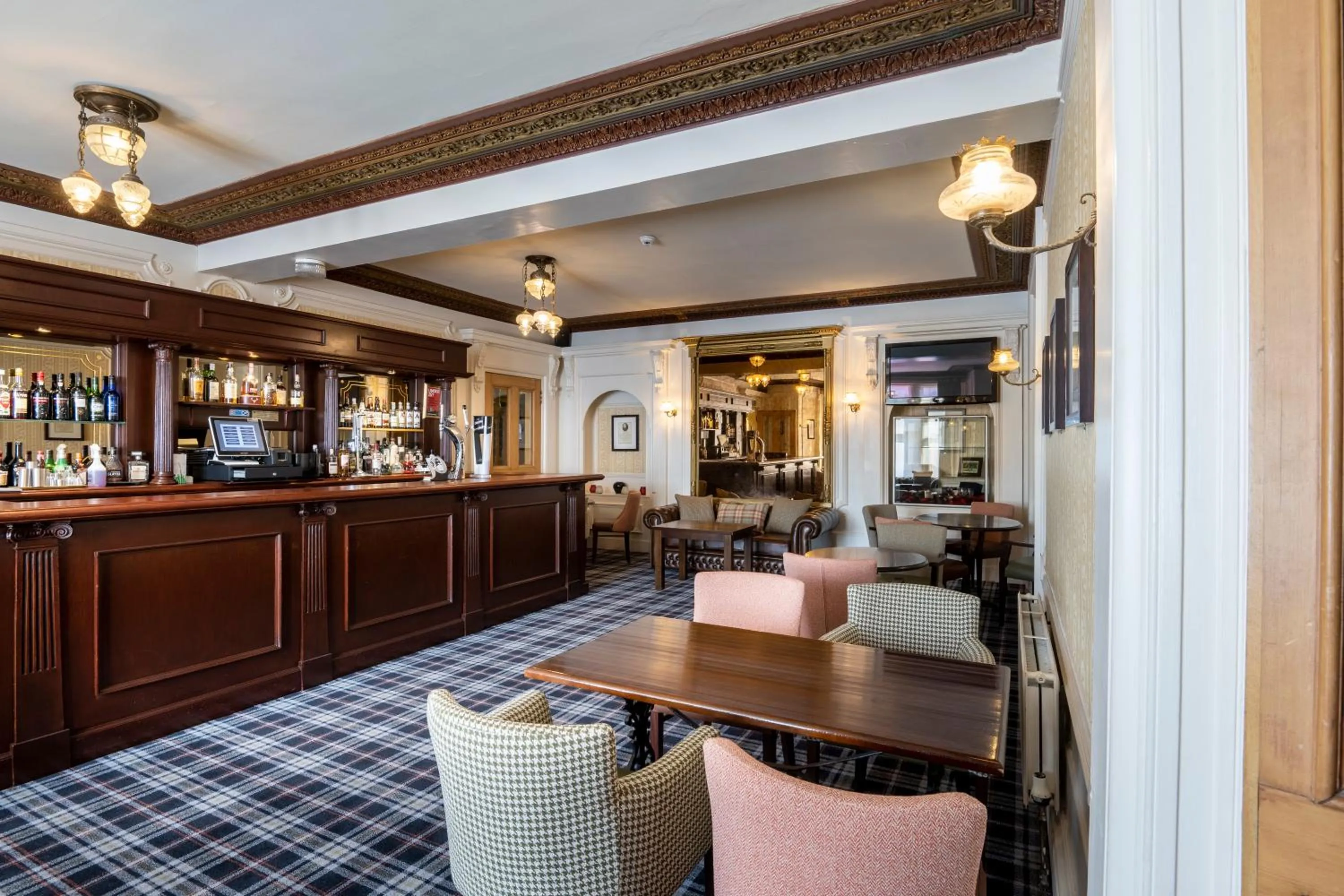 Lounge or bar in Links Hotel