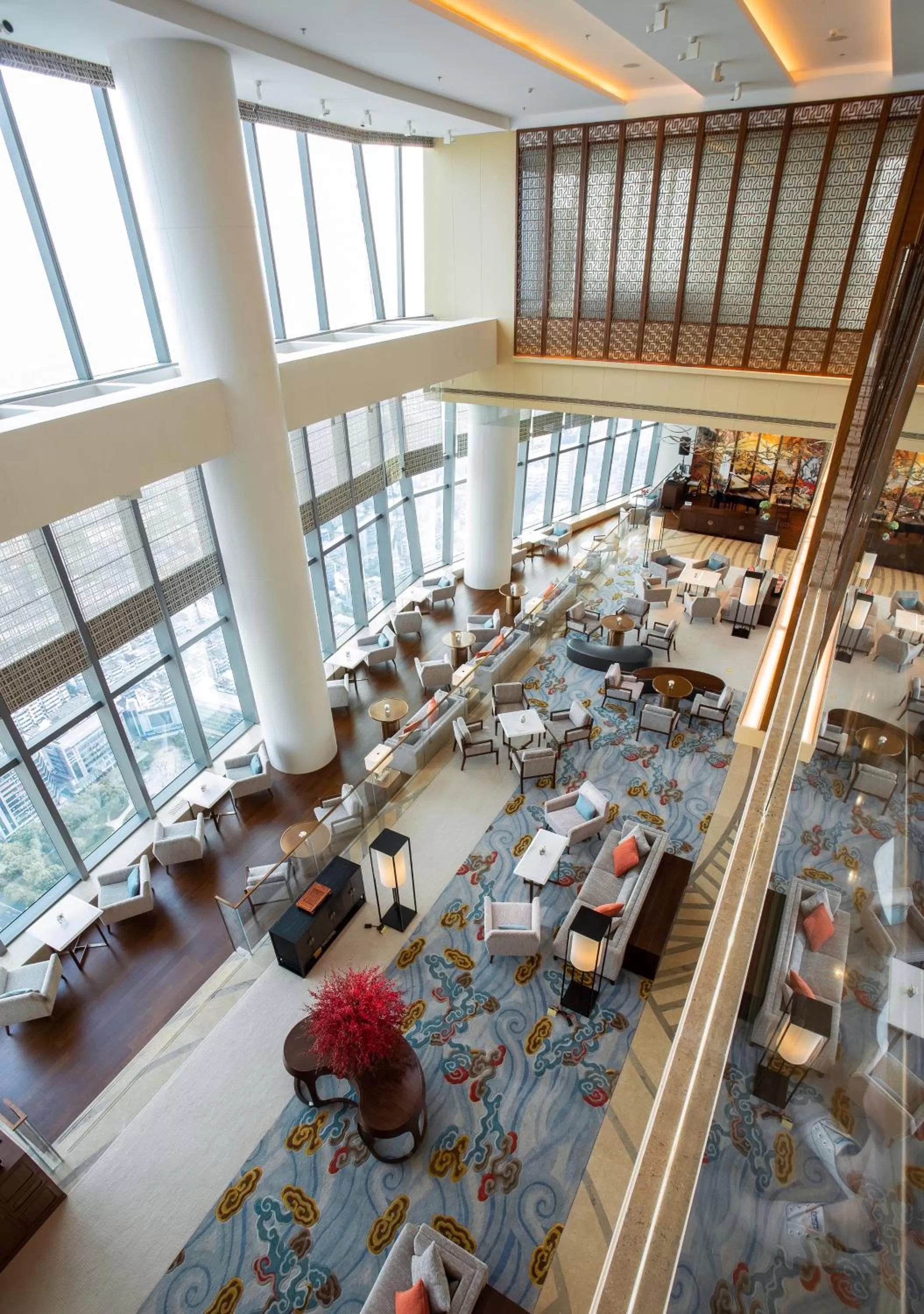 Lounge or bar in Hyatt Regency Zhenjiang