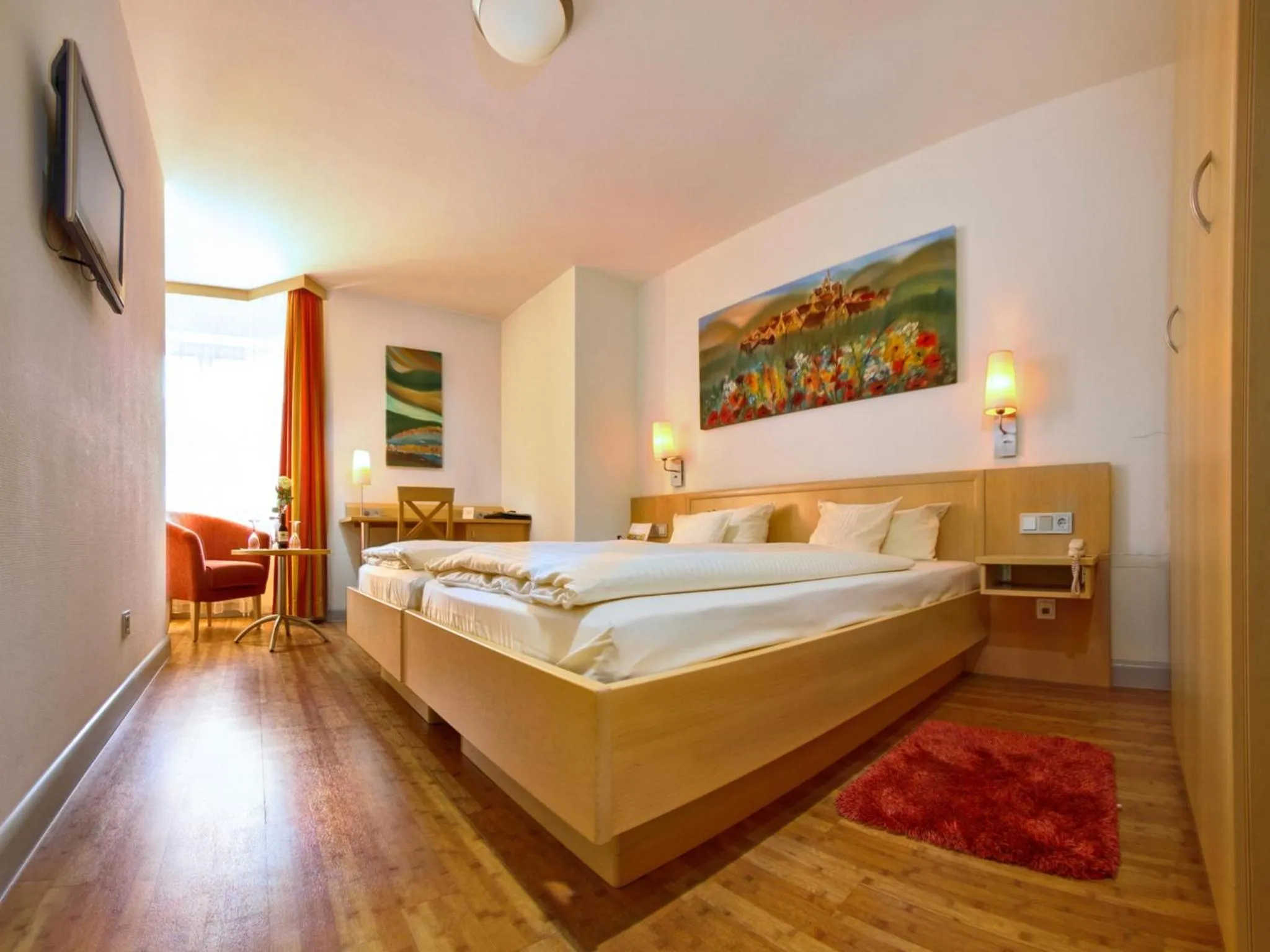 Photo of the whole room, Bed in Hotel Gasthof zum Ochsen