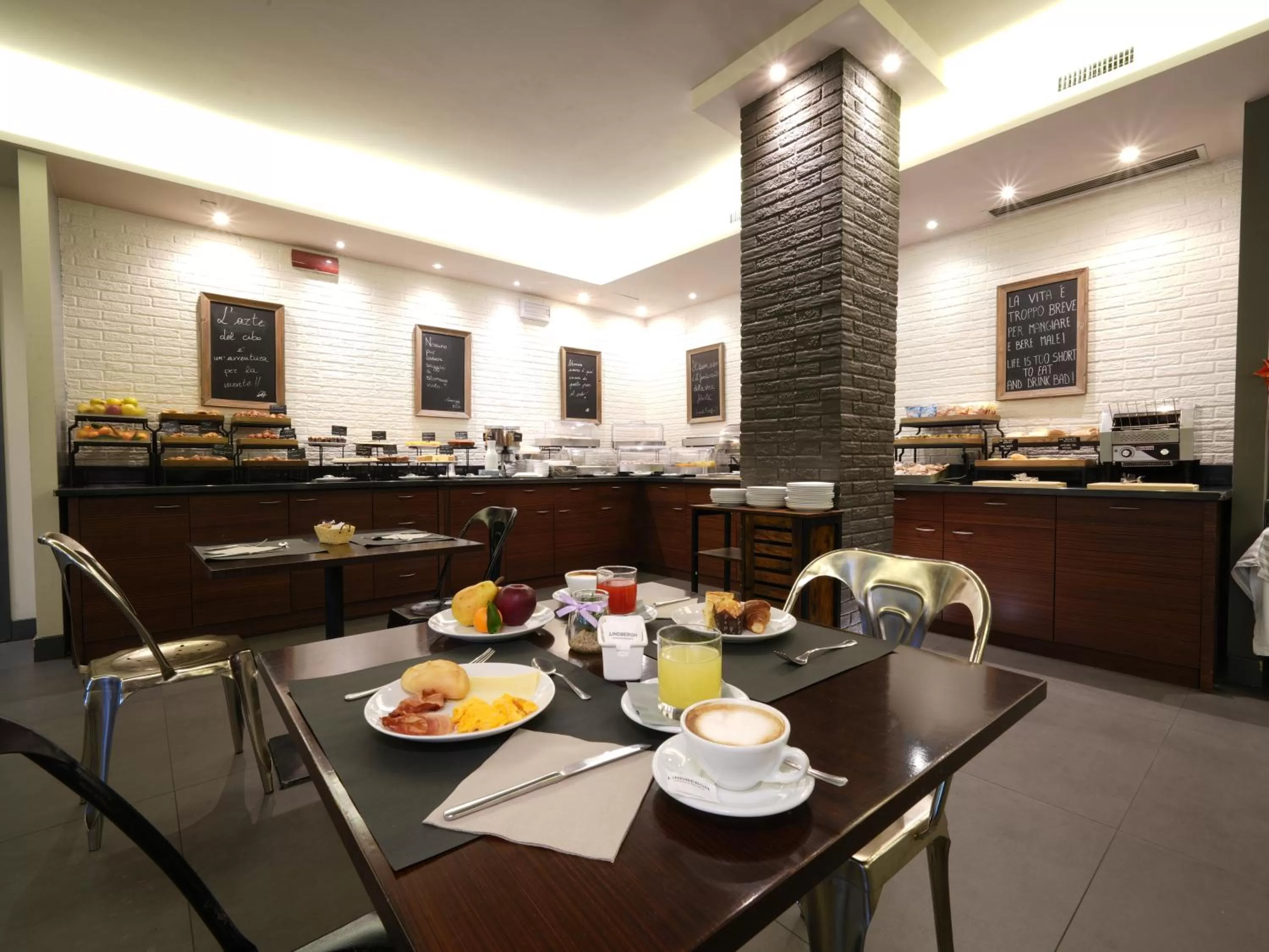 La Meridiana Bleisure Hotel