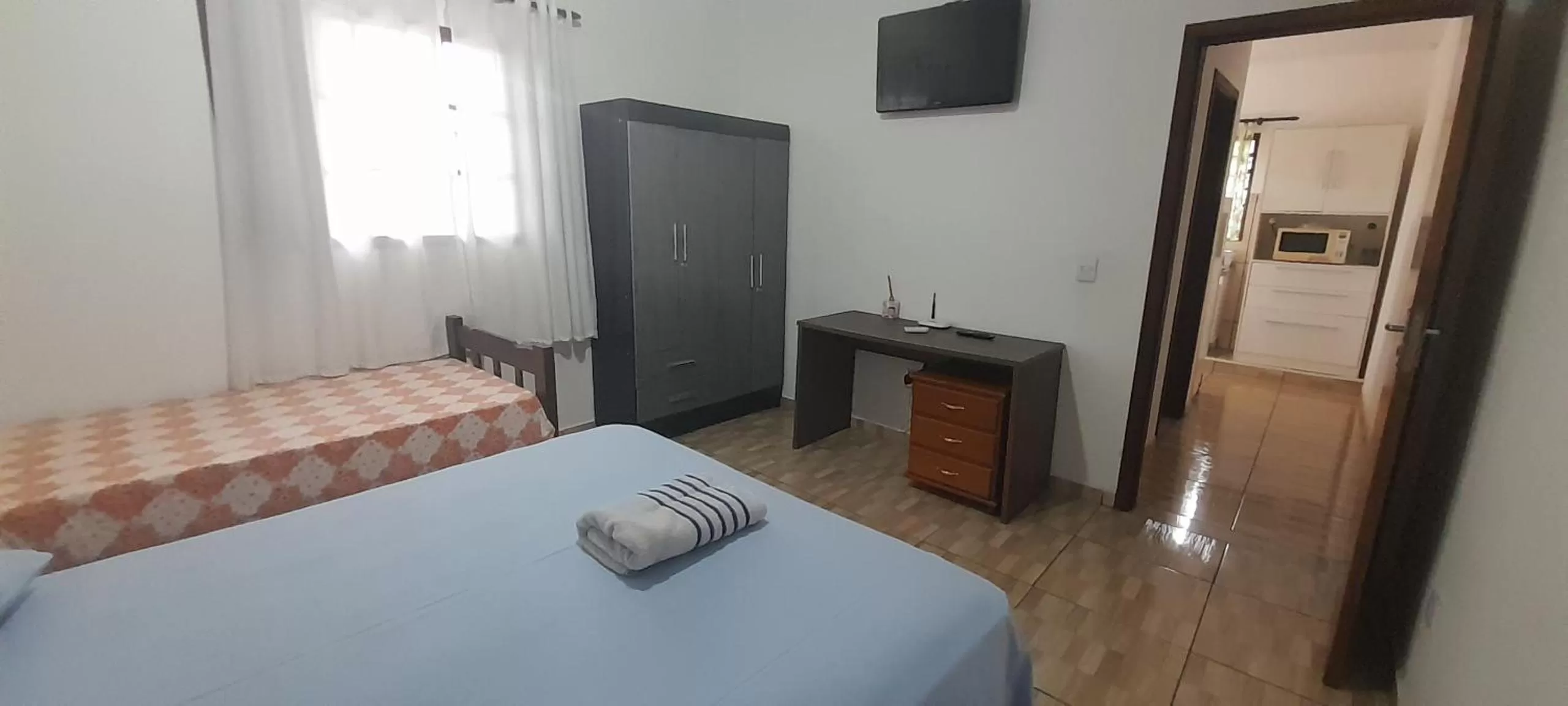 Bed in Suits - Canto do sabia