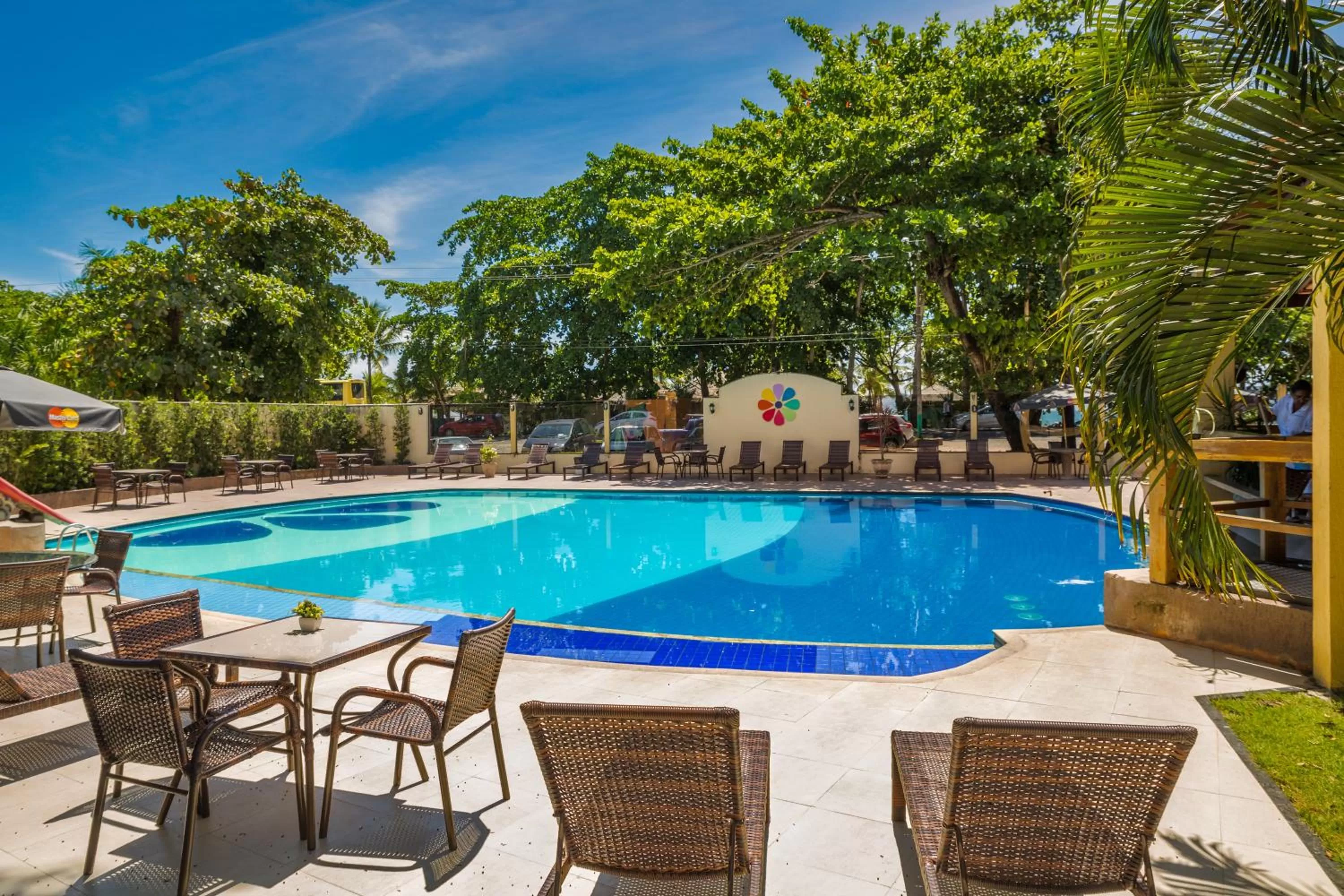 Patio in Floral Inn Family