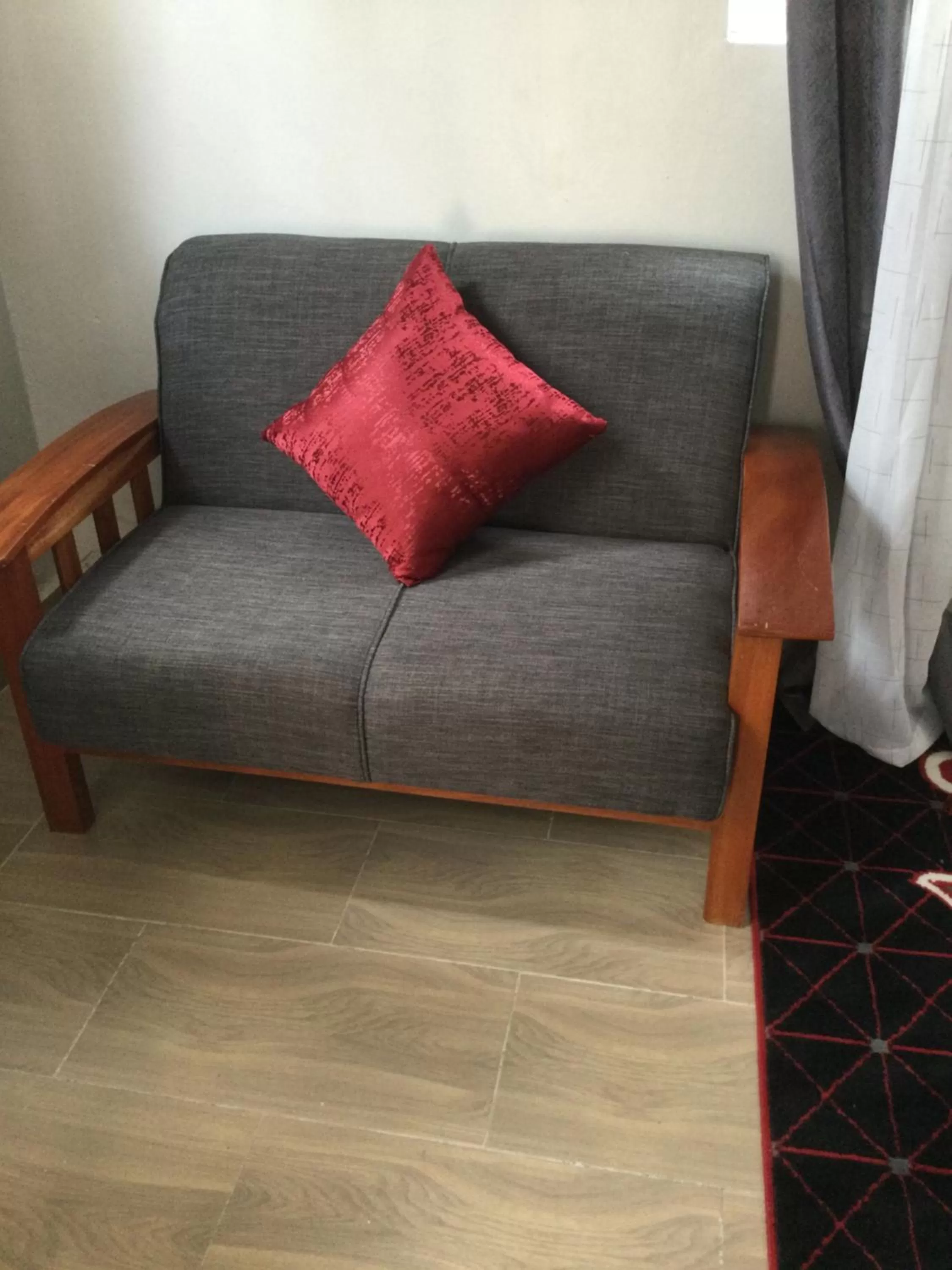 Area and facilities in Milimani Comfort