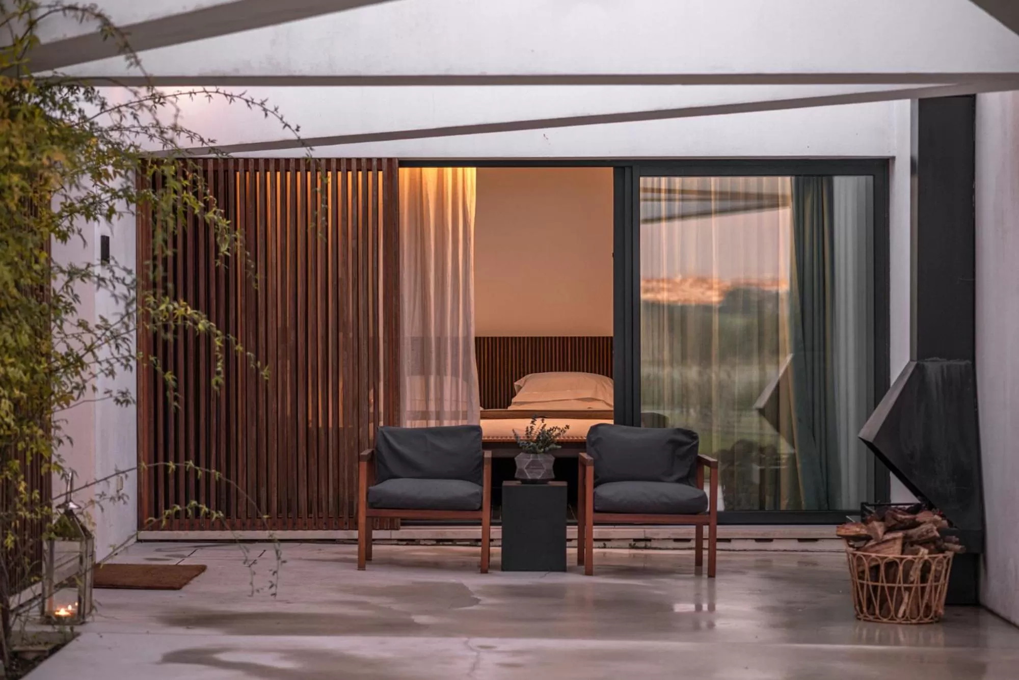 Patio in L'AND Vineyards - Relais & Châteaux