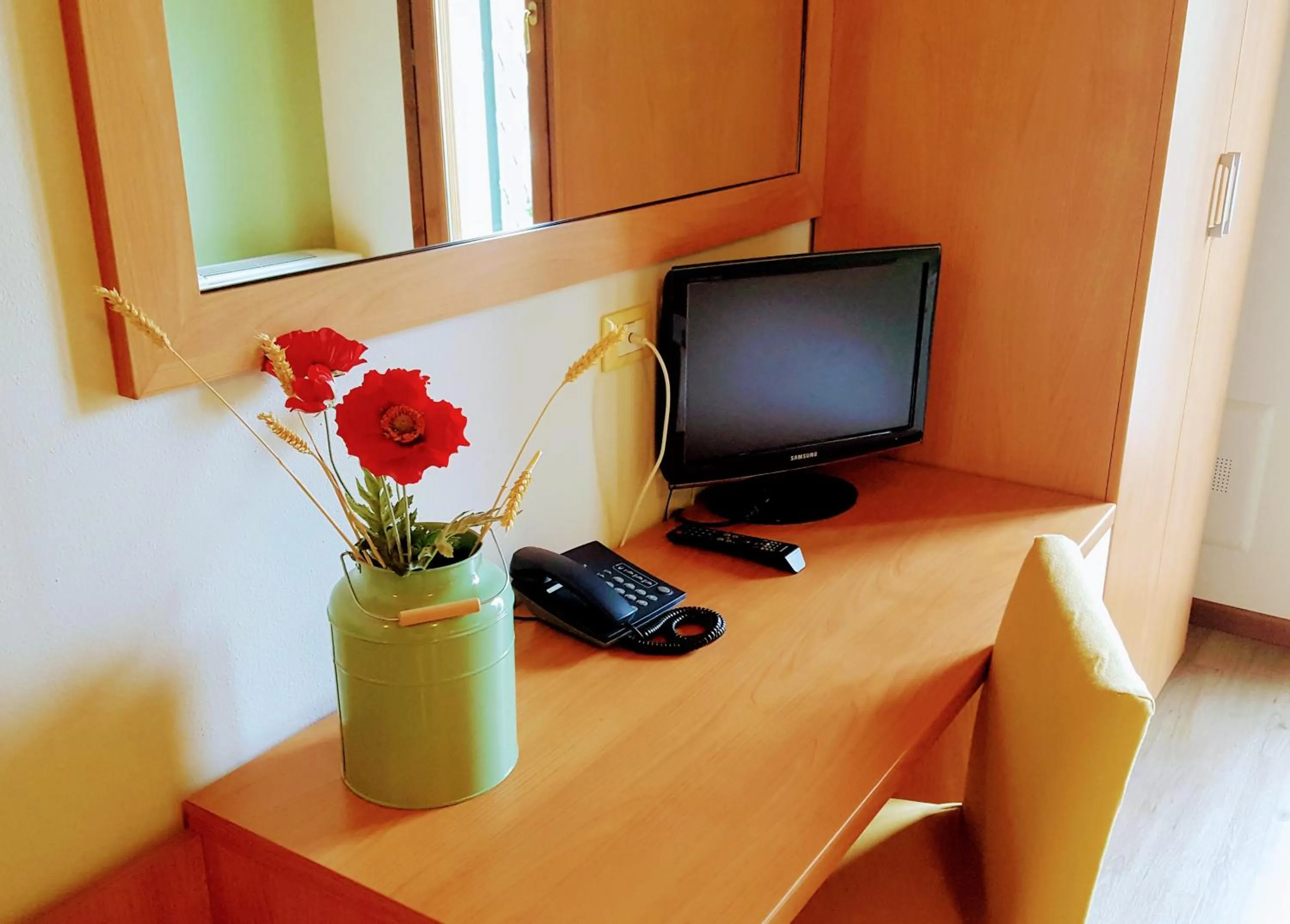 Photo of the whole room in Locanda Avanguardia