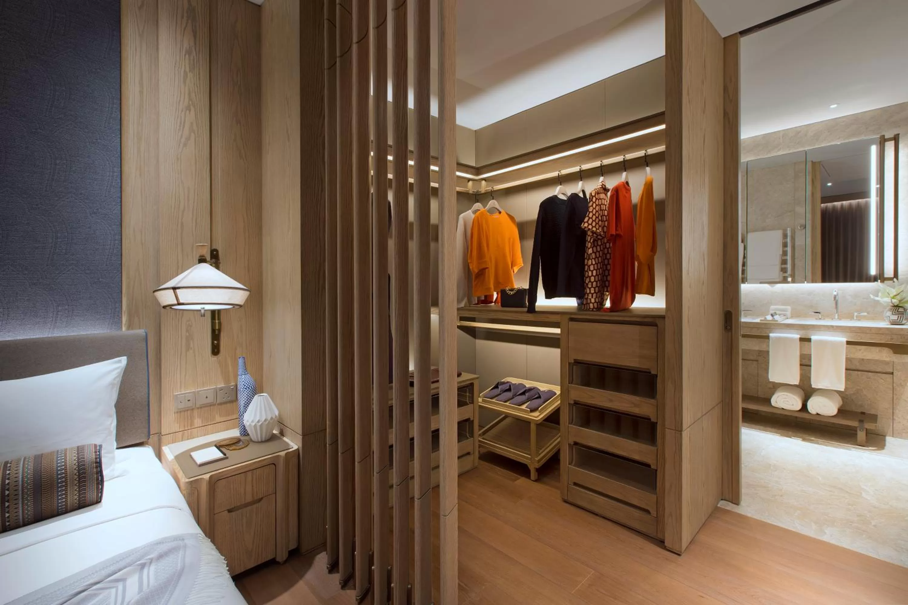 wardrobe, Bed in K11 ARTUS