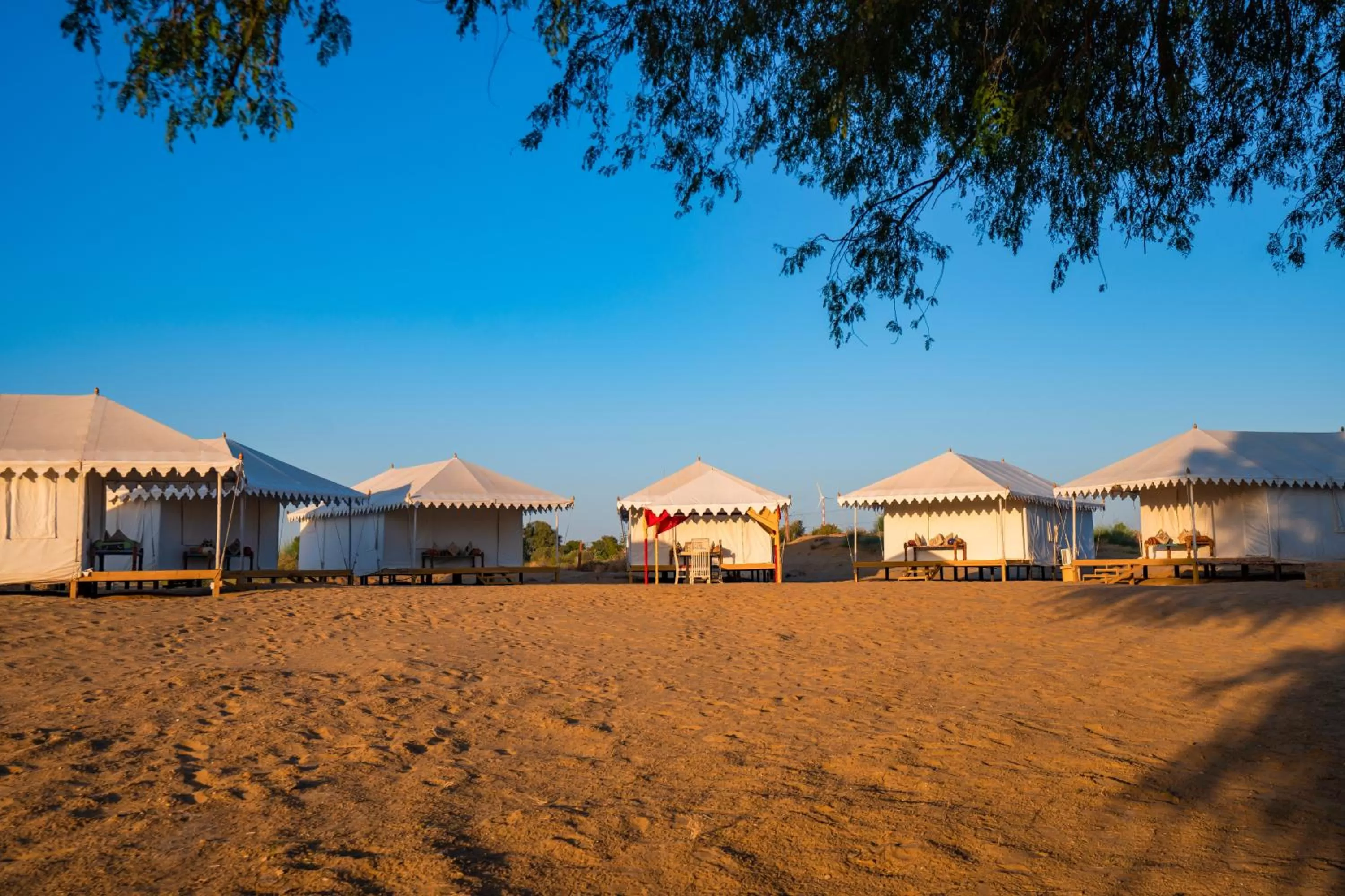 Day in Helsinki Desert Camp