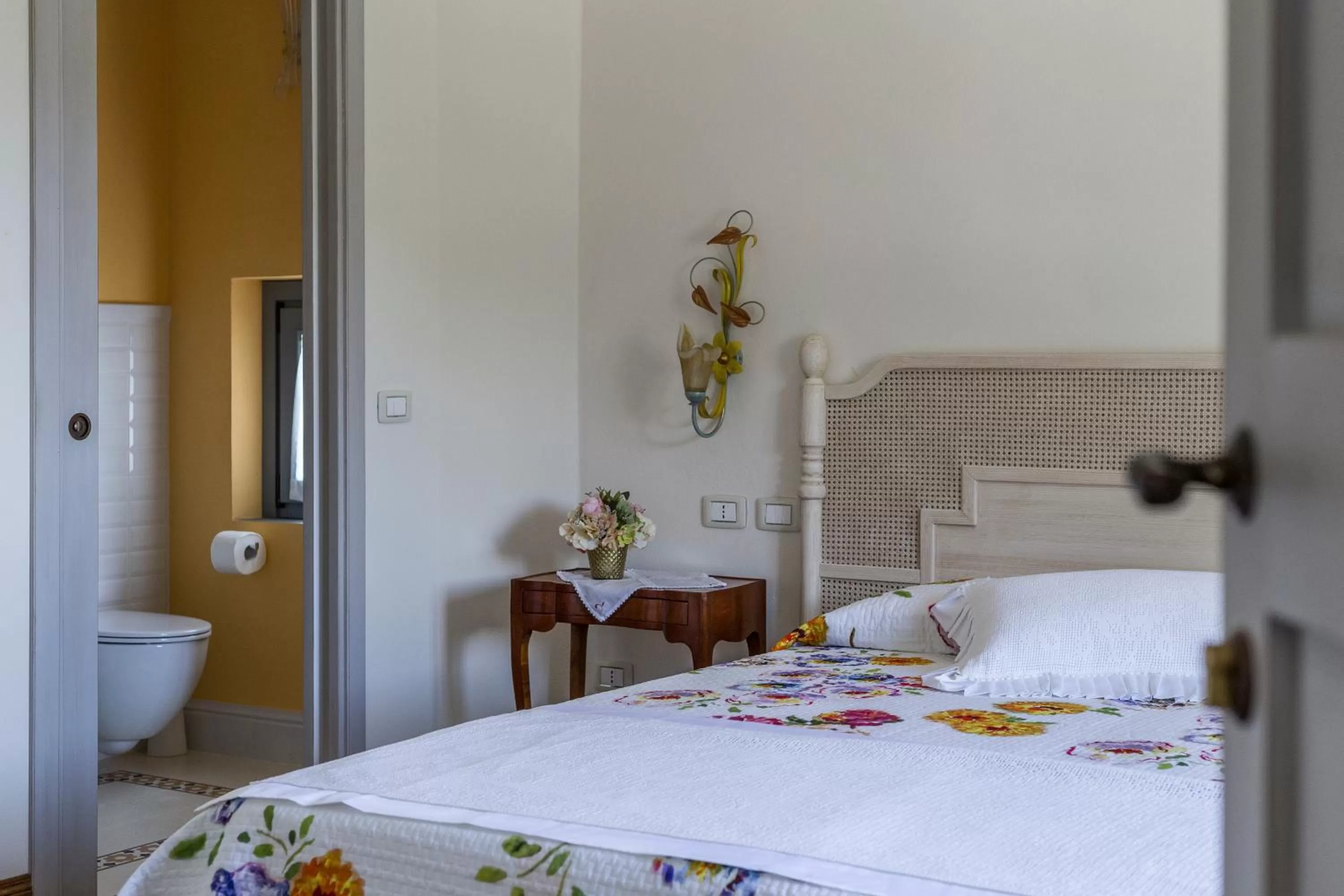 Photo of the whole room, Bed in Podere La Contessa B&B