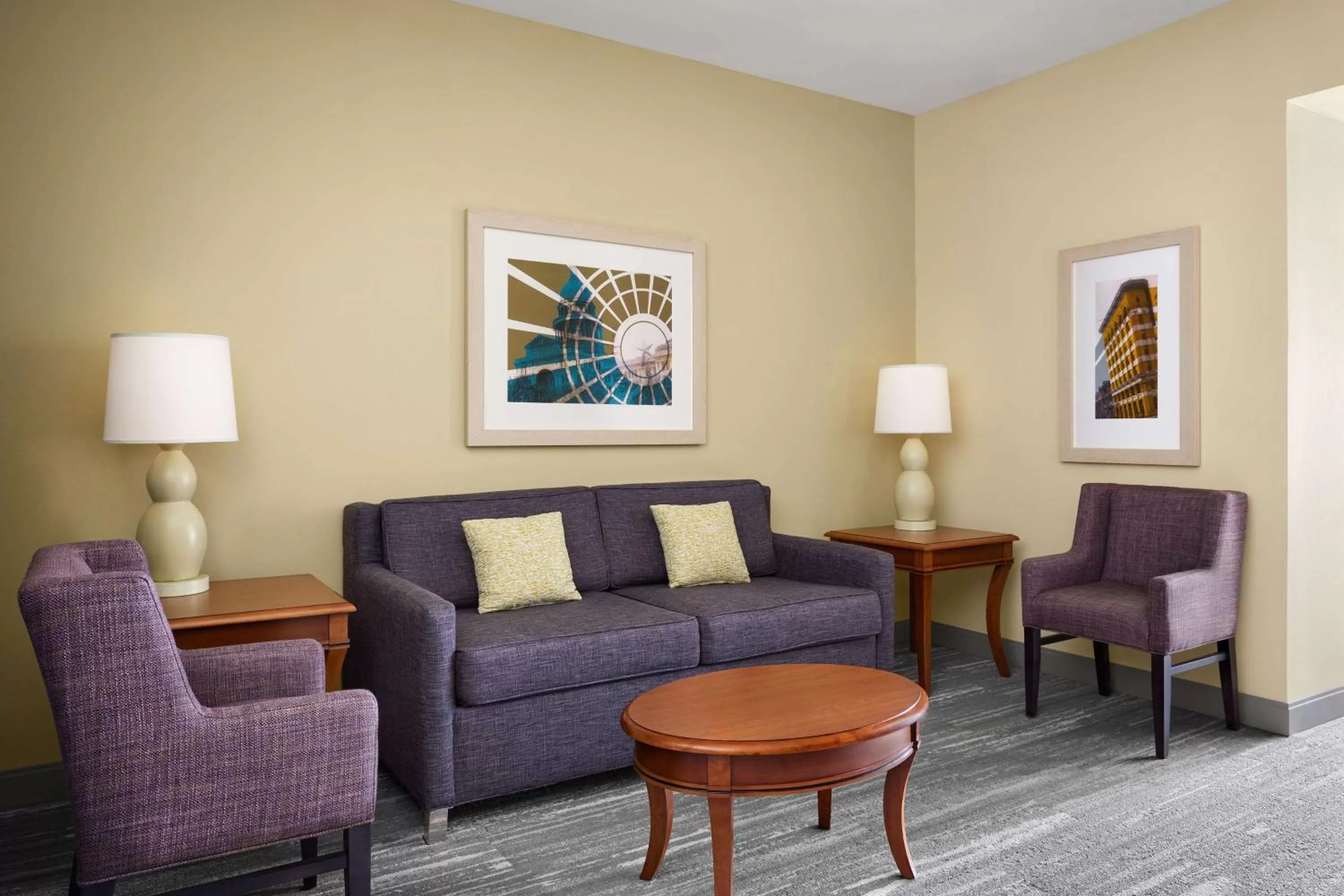 Living room in Hilton Garden Inn Dallas Richardson