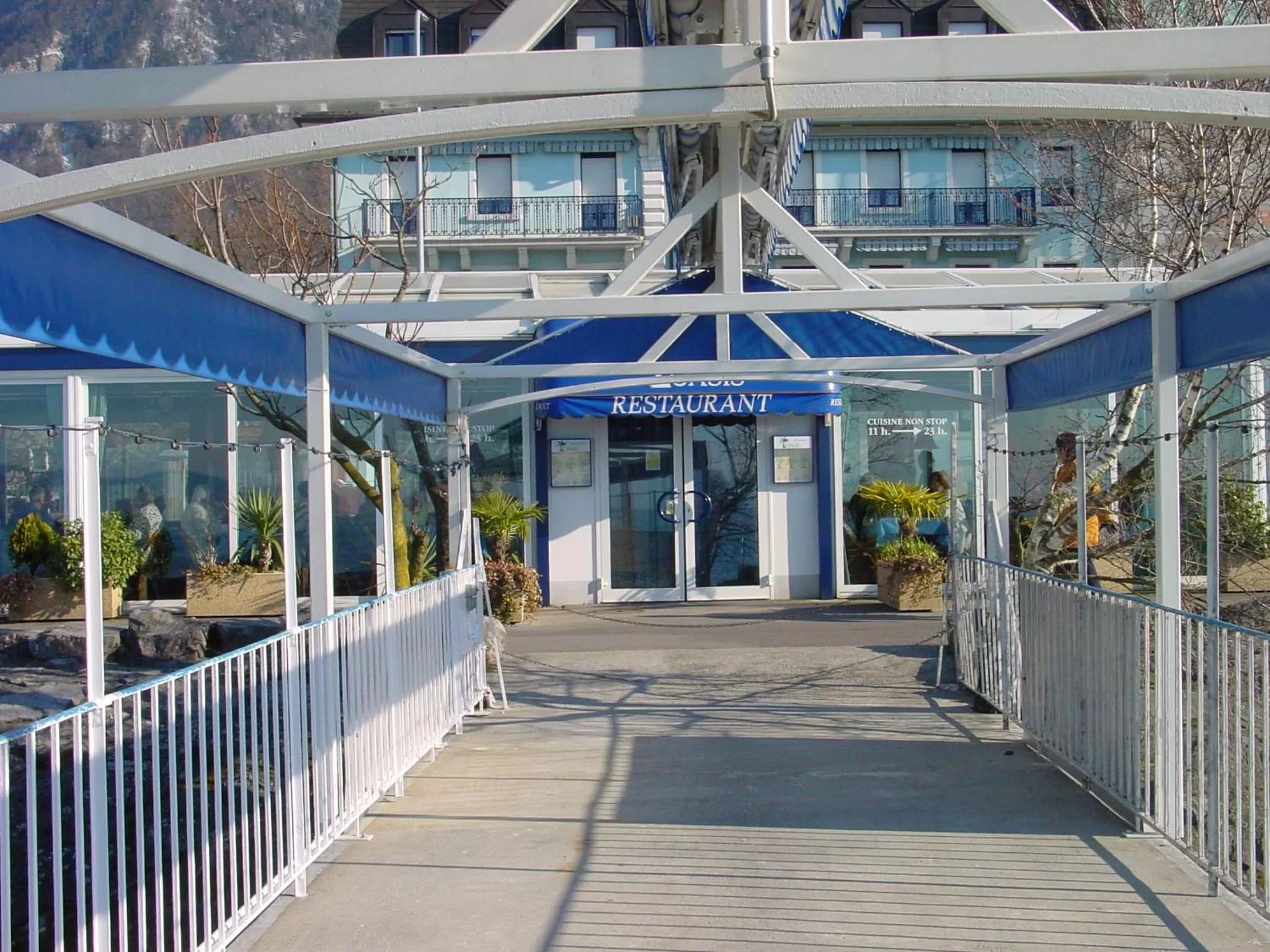 Restaurant/places to eat in Hôtel du Port