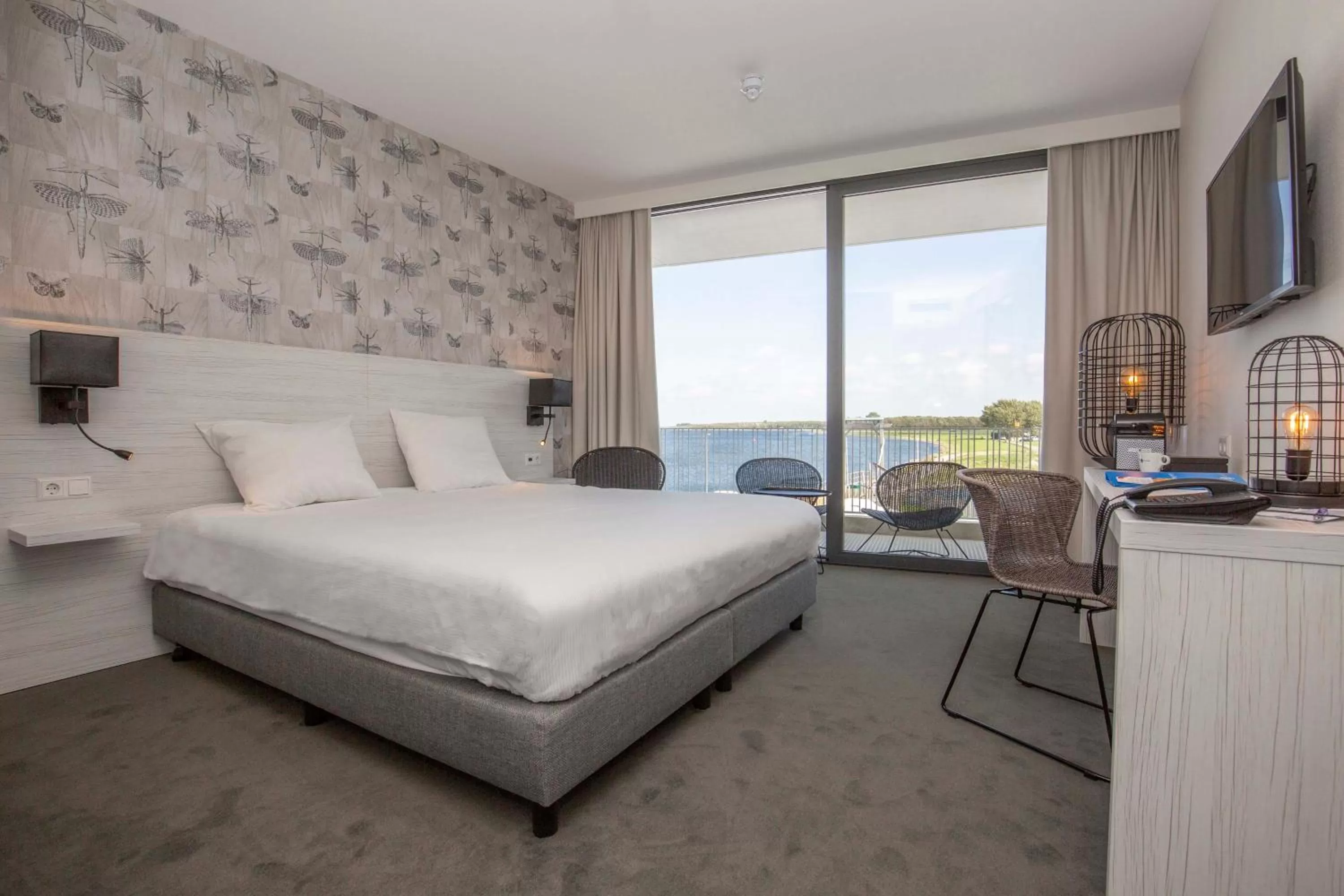 Bedroom, Bed in Fletcher Hotel-Restaurant Het Veerse Meer