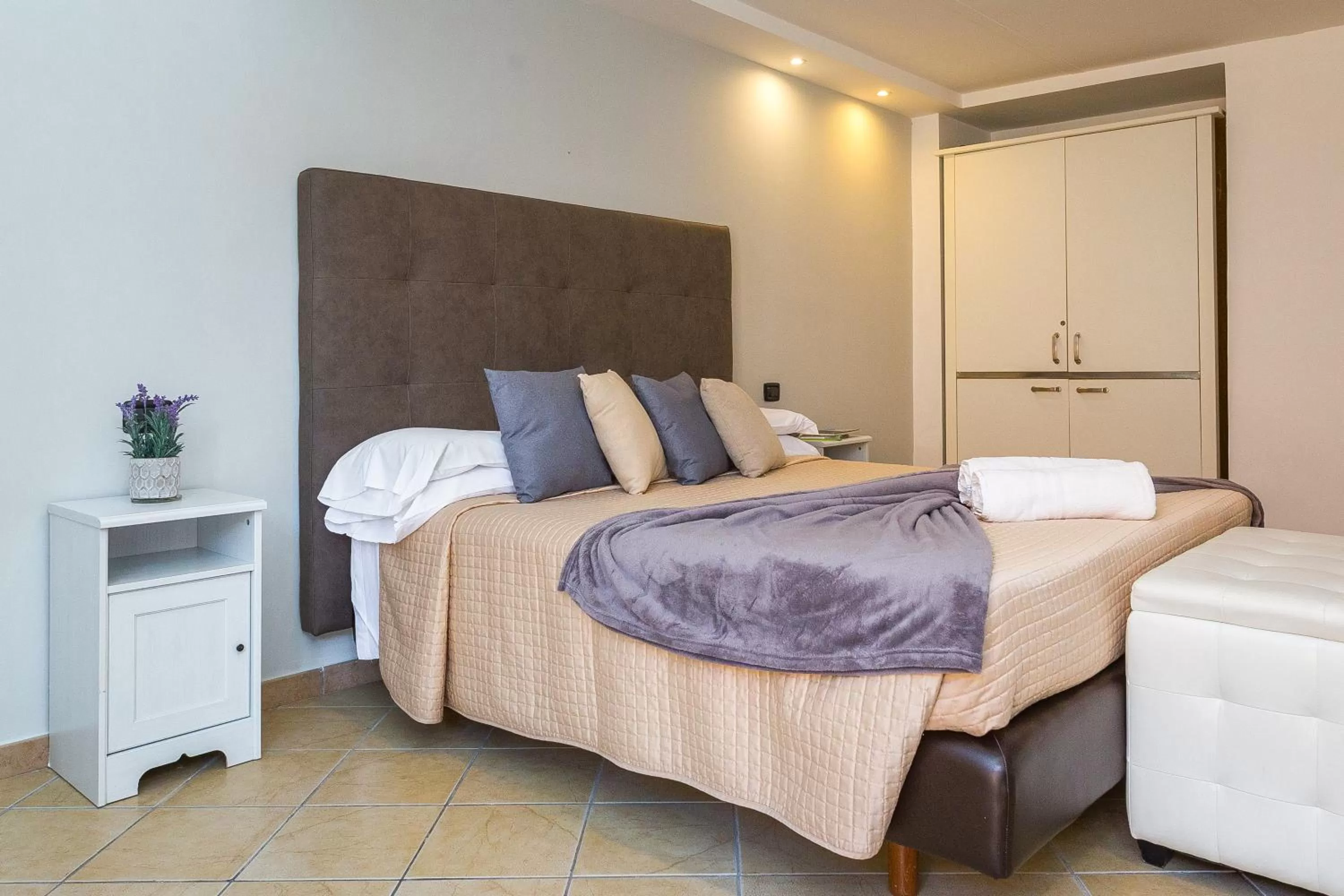 Bed in Hotel Rivoli Sorrento