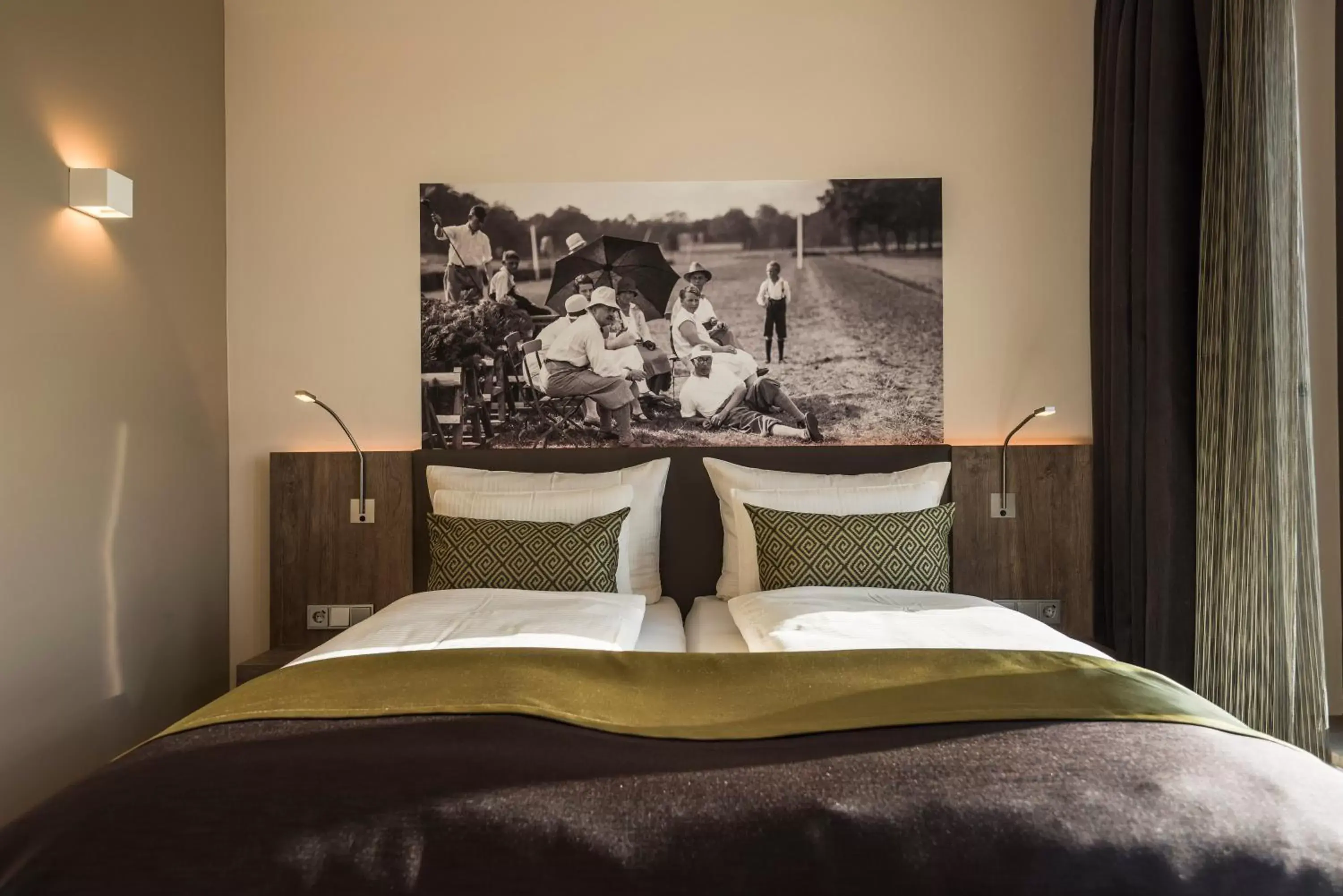 Comfort Doppelzimmer ohne Aussicht auf den Golfplatz in Hotel TheGreen Comfort Doppelzimmer ohne Aussicht auf den Golfplatz in Hotel TheGreen