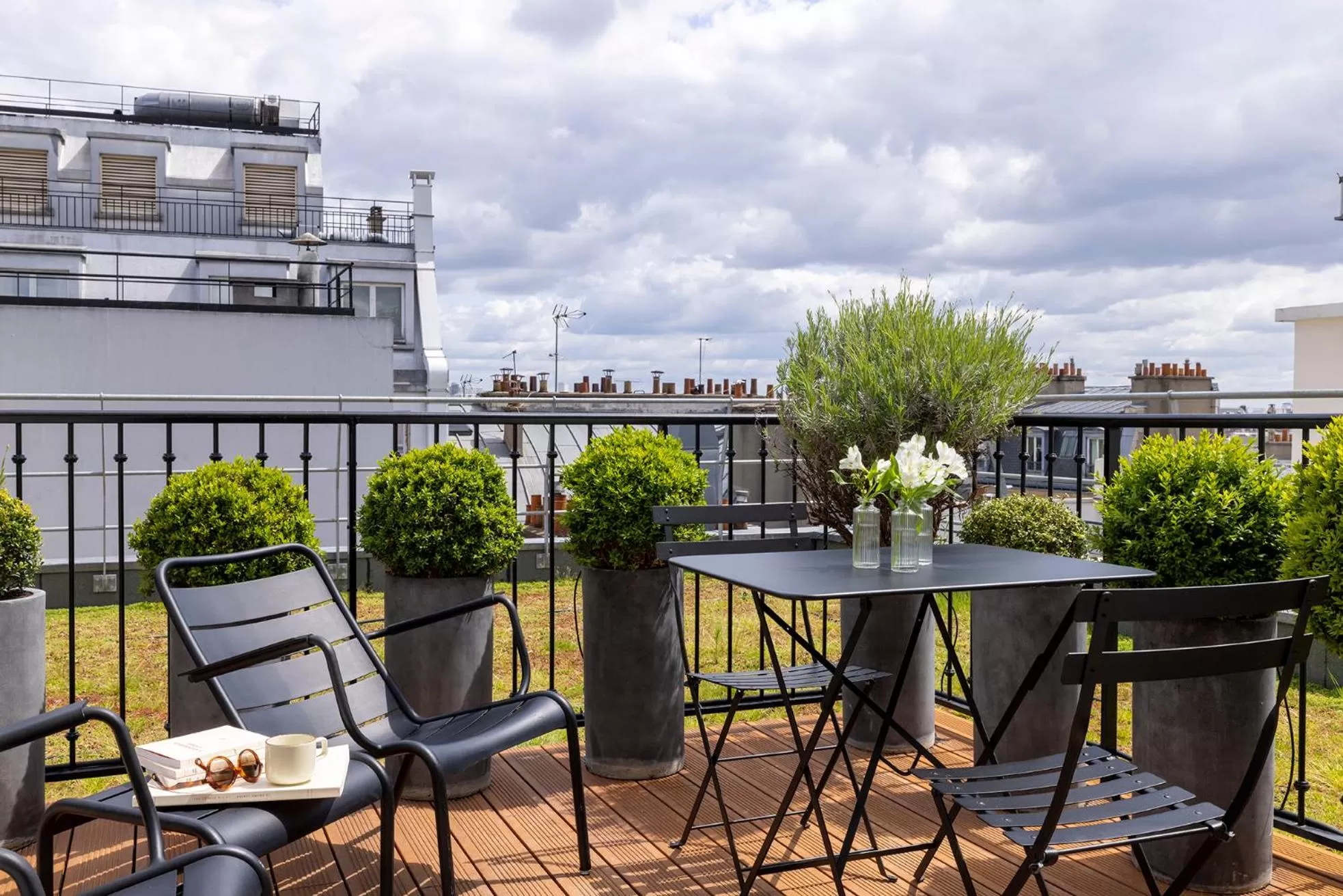 View (from property/room) in Hôtel Esté