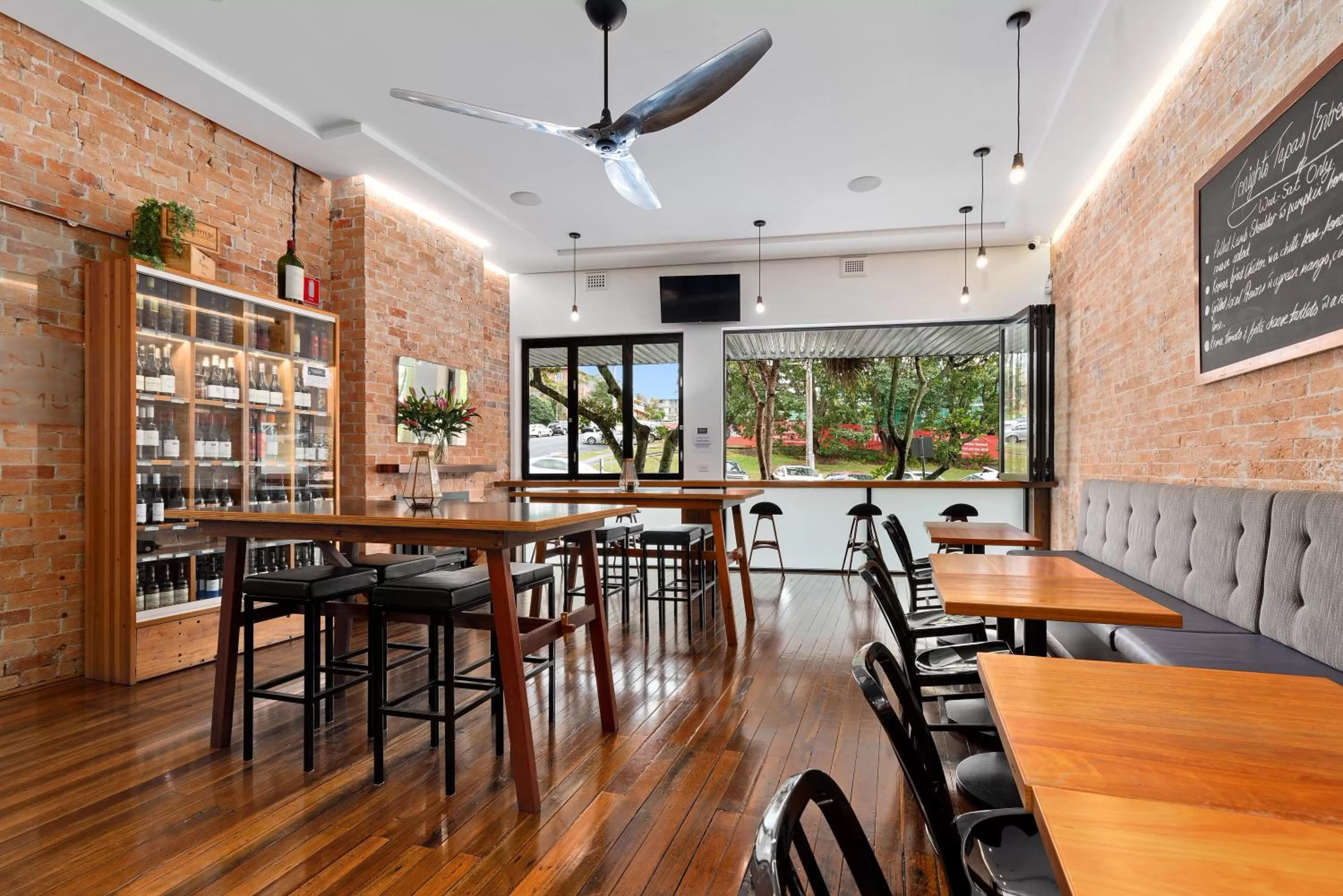 Pier Hotel Coffs Harbour