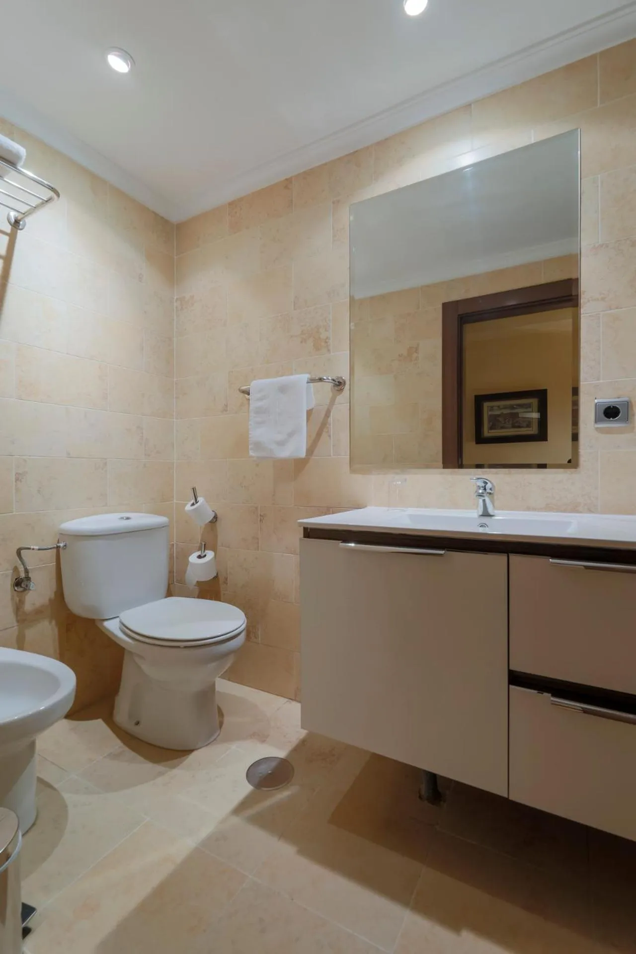 Bathroom in Hotel El Mesón