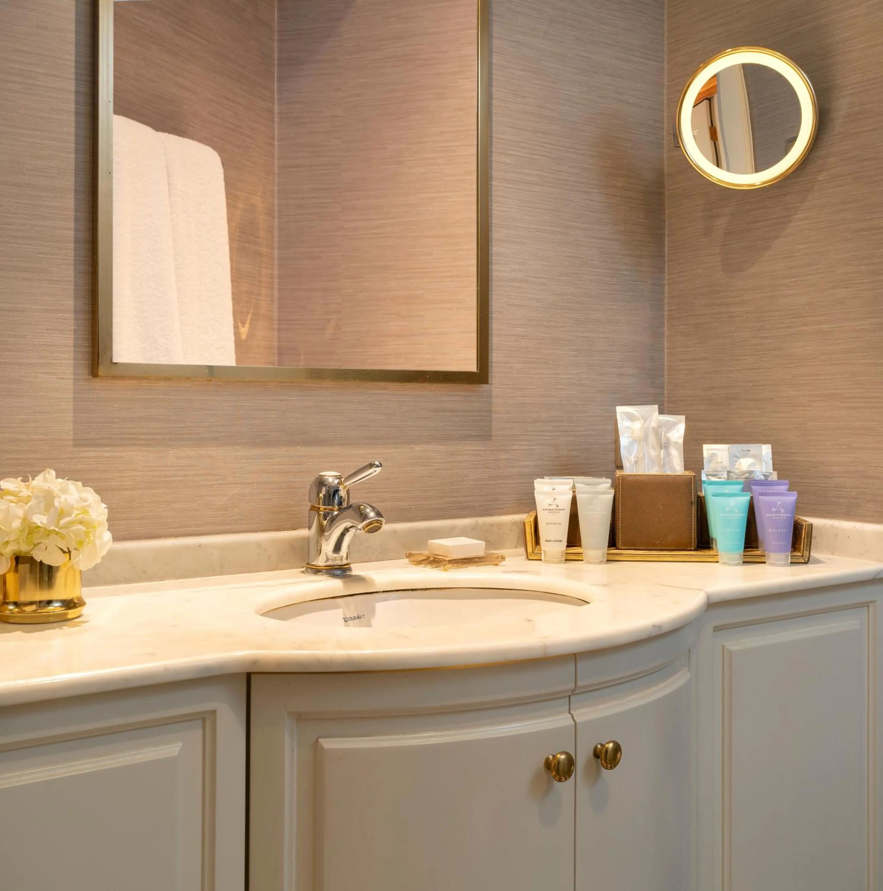 Toilet in Rixos Pera Istanbul