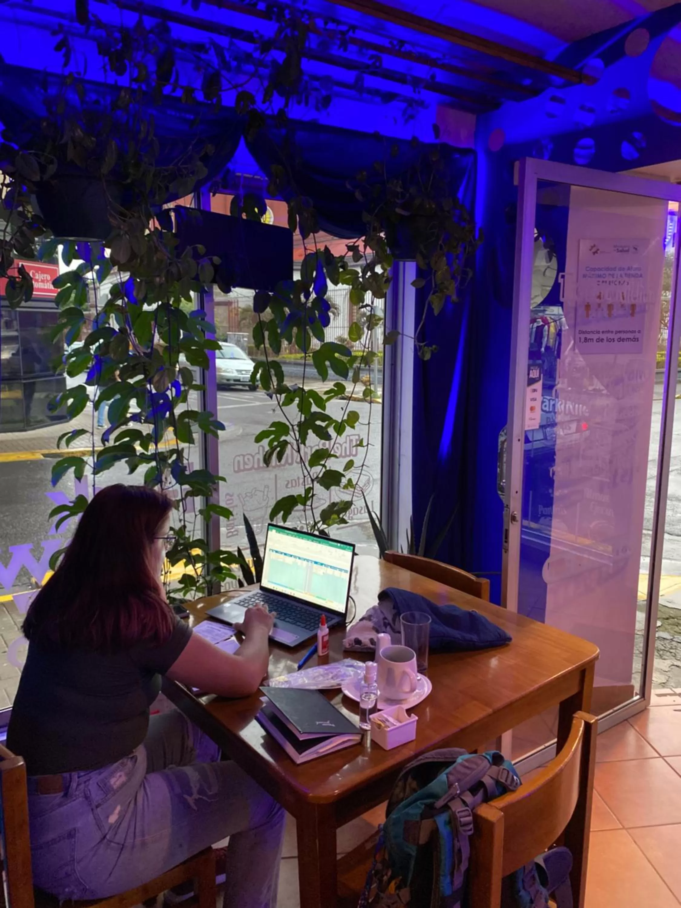 Restaurant/places to eat in Park View Hotel & Restaurant