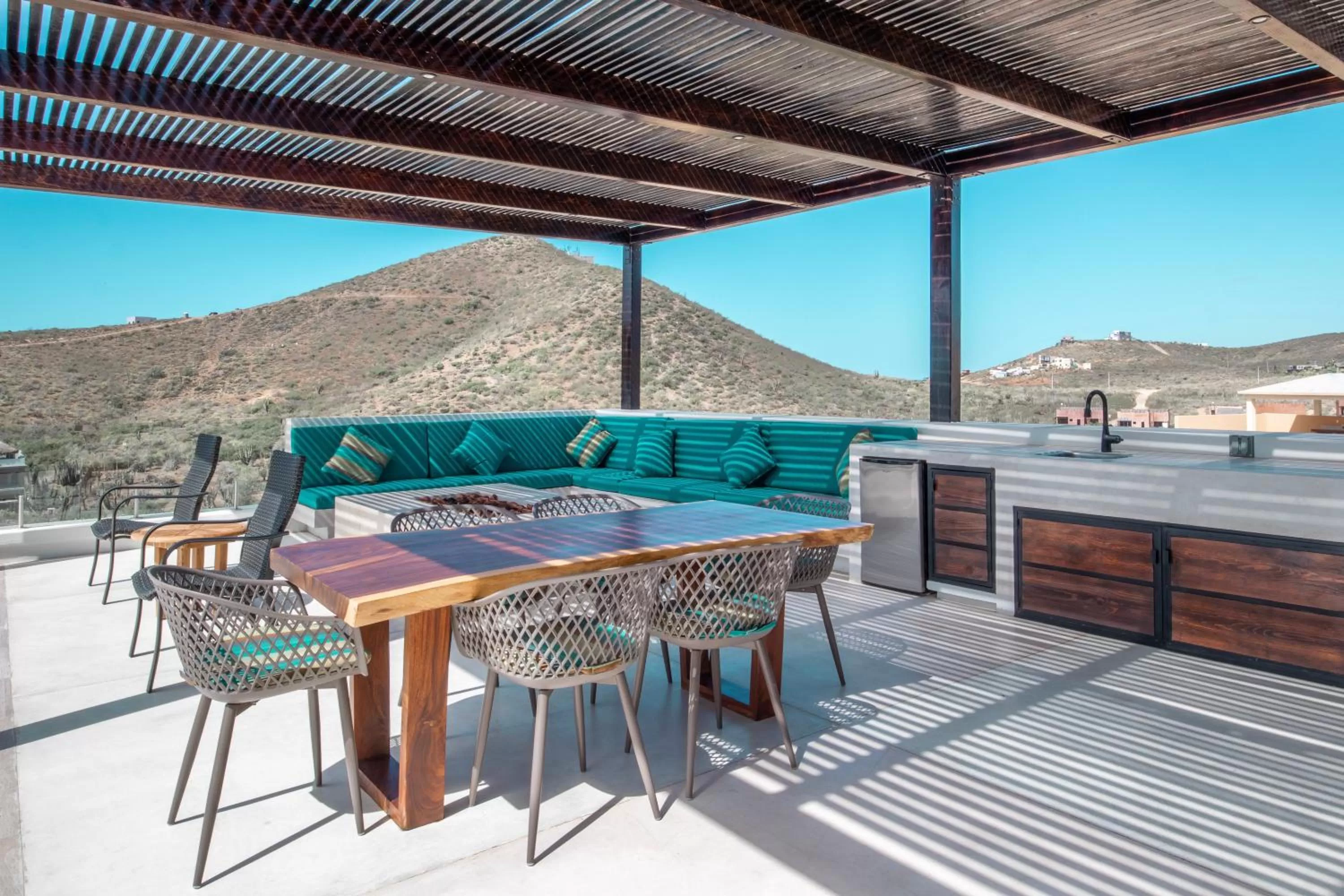 BBQ facilities, Balcony/Terrace in Cerritos Surf Residences