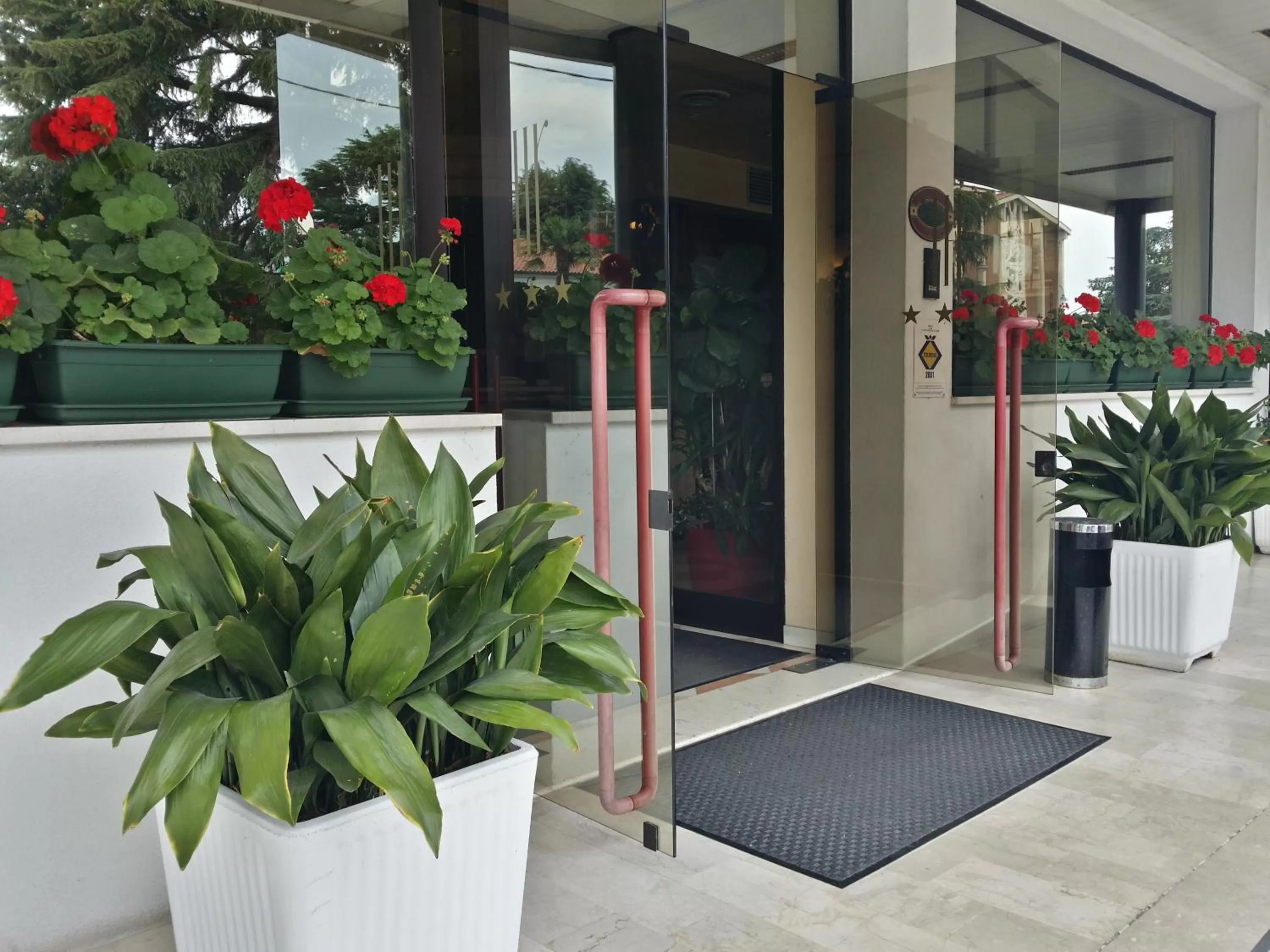 Facade/entrance in Hotel Raffaello Venice