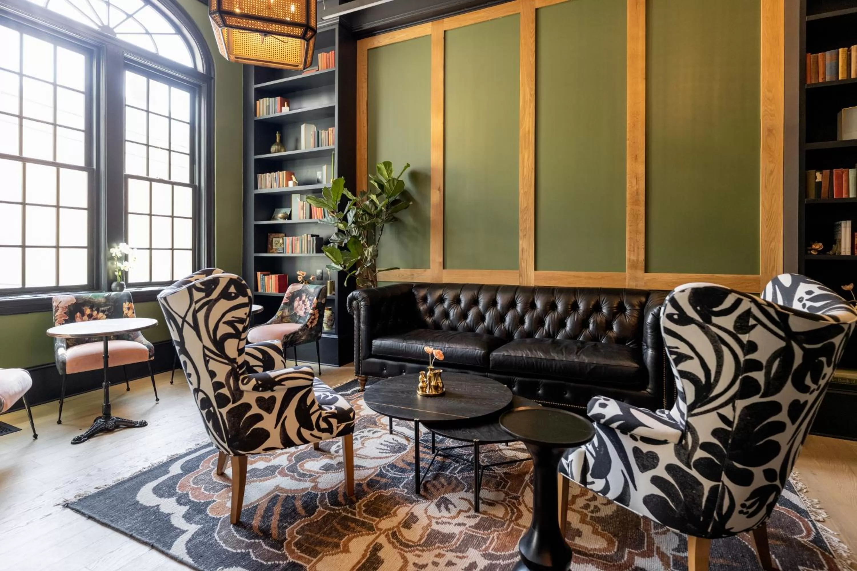 Lounge or bar in Hotel Thaxter