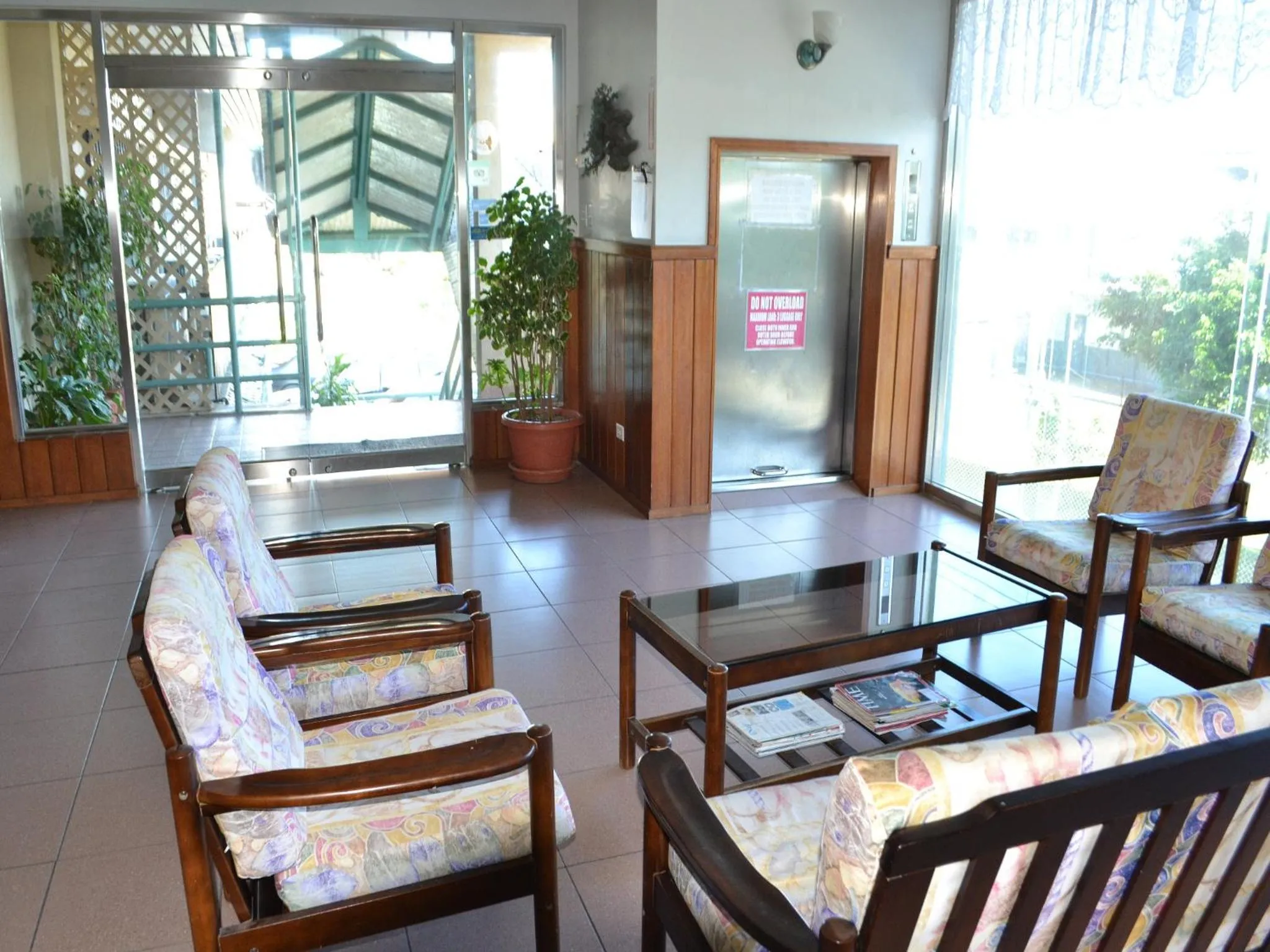 Lobby or reception in West Plaza Downtown