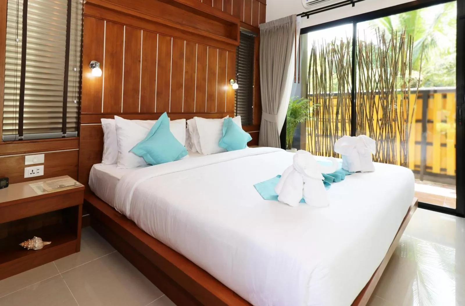 Bed in The Scene Cliff View Villas