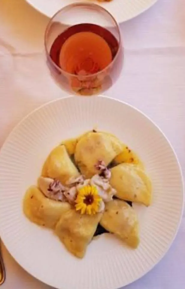 Restaurant/places to eat in Locanda La Comacina