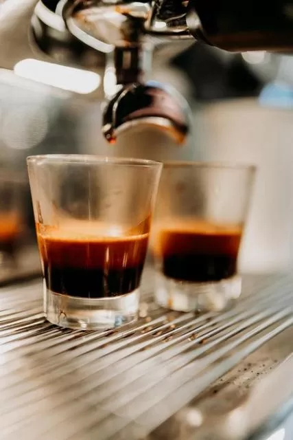 Restaurant/places to eat, Drinks in Hocking Hills Inn