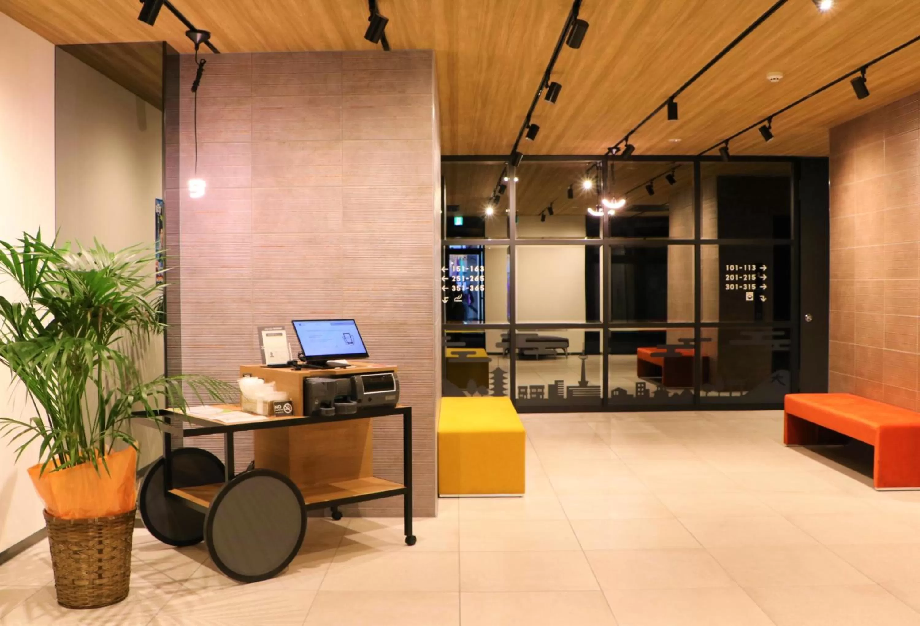 Lobby or reception in M's Hotel Sanjo Omiya