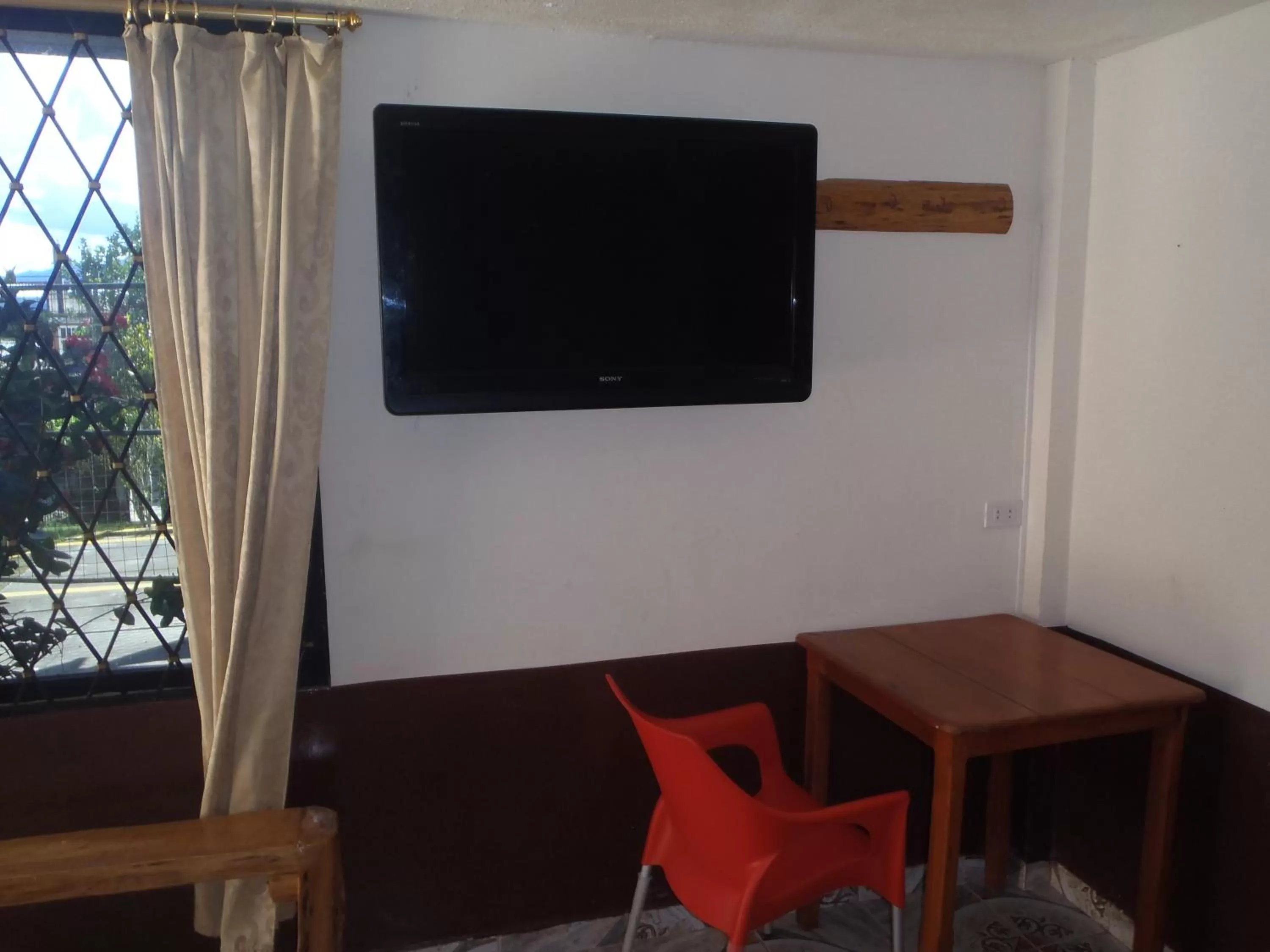 TV and multimedia in Hostal Limoncocha