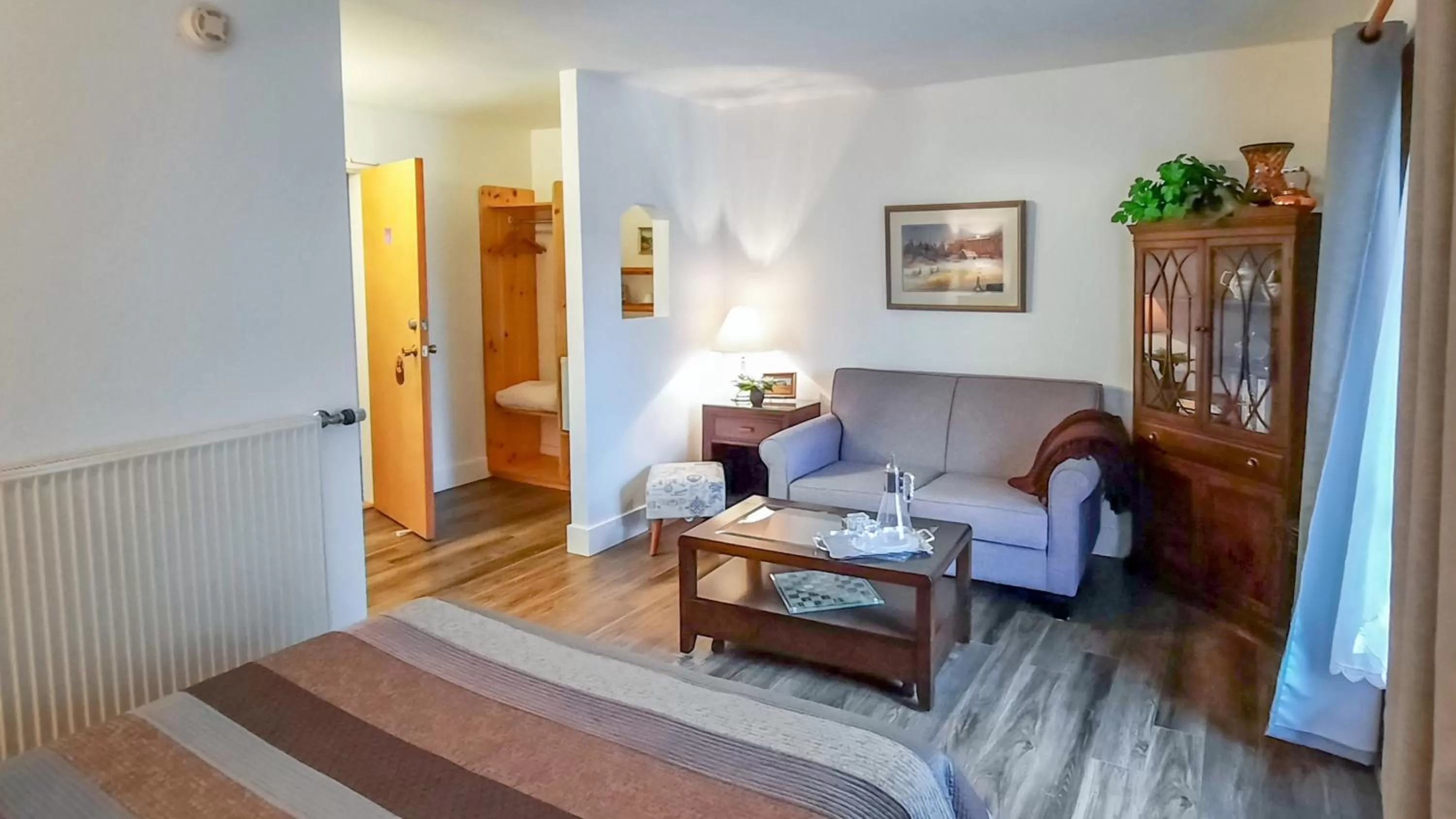 Seating Area in Edelweiss Inn Nova Scotia