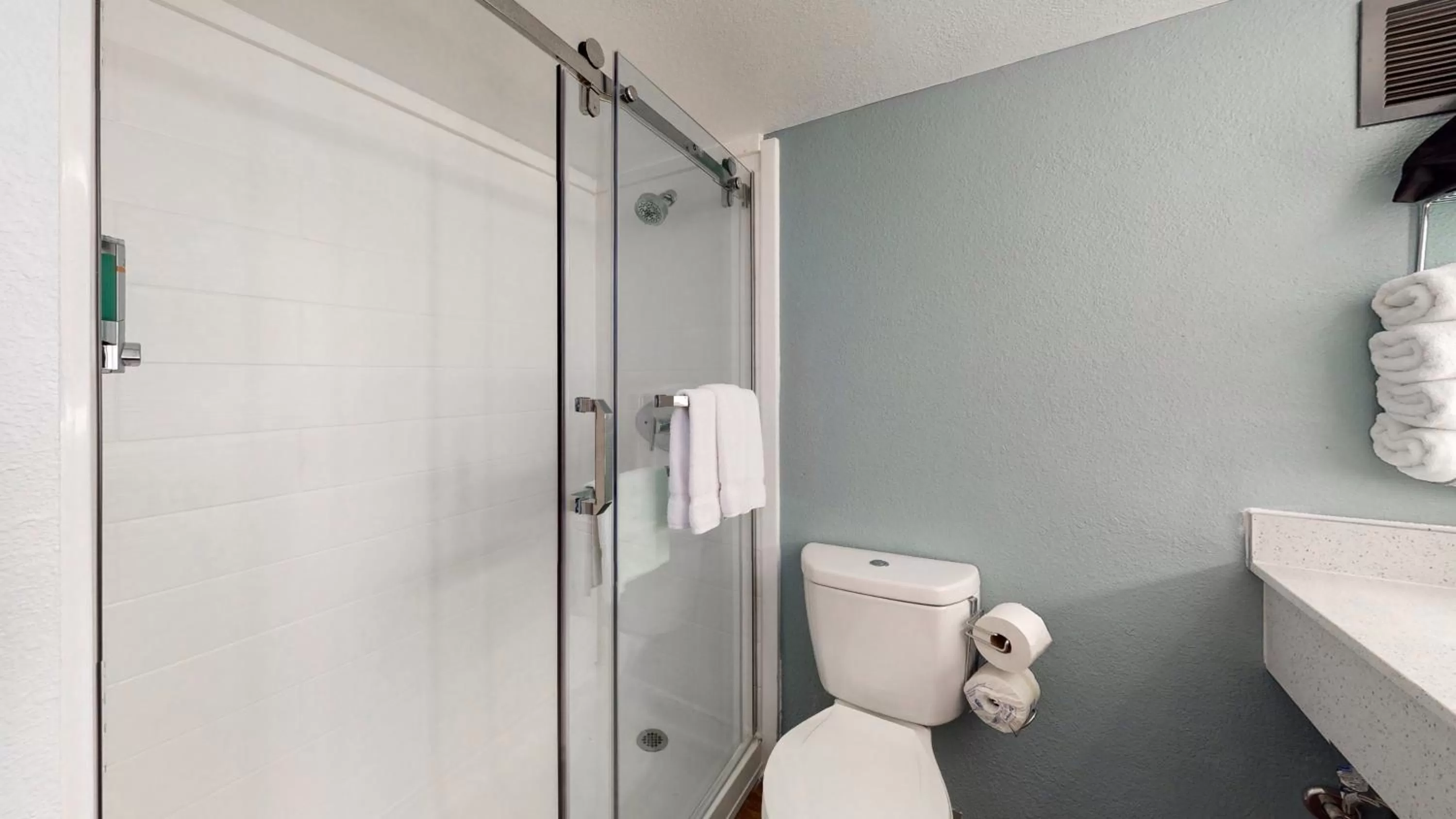 Shower in voco College Station Aggieland by IHG