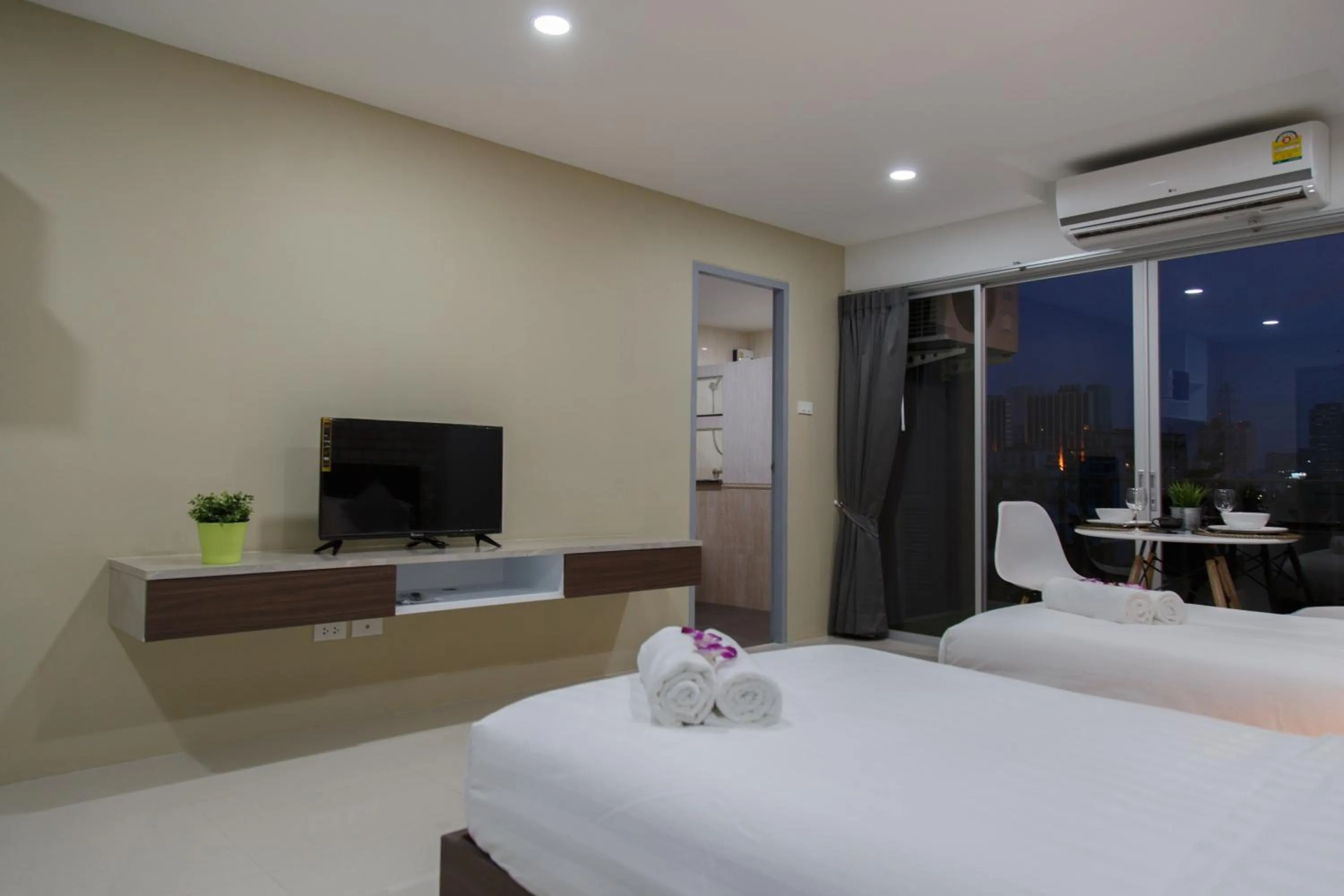 Decorative detail, Bed in Q Space Residence